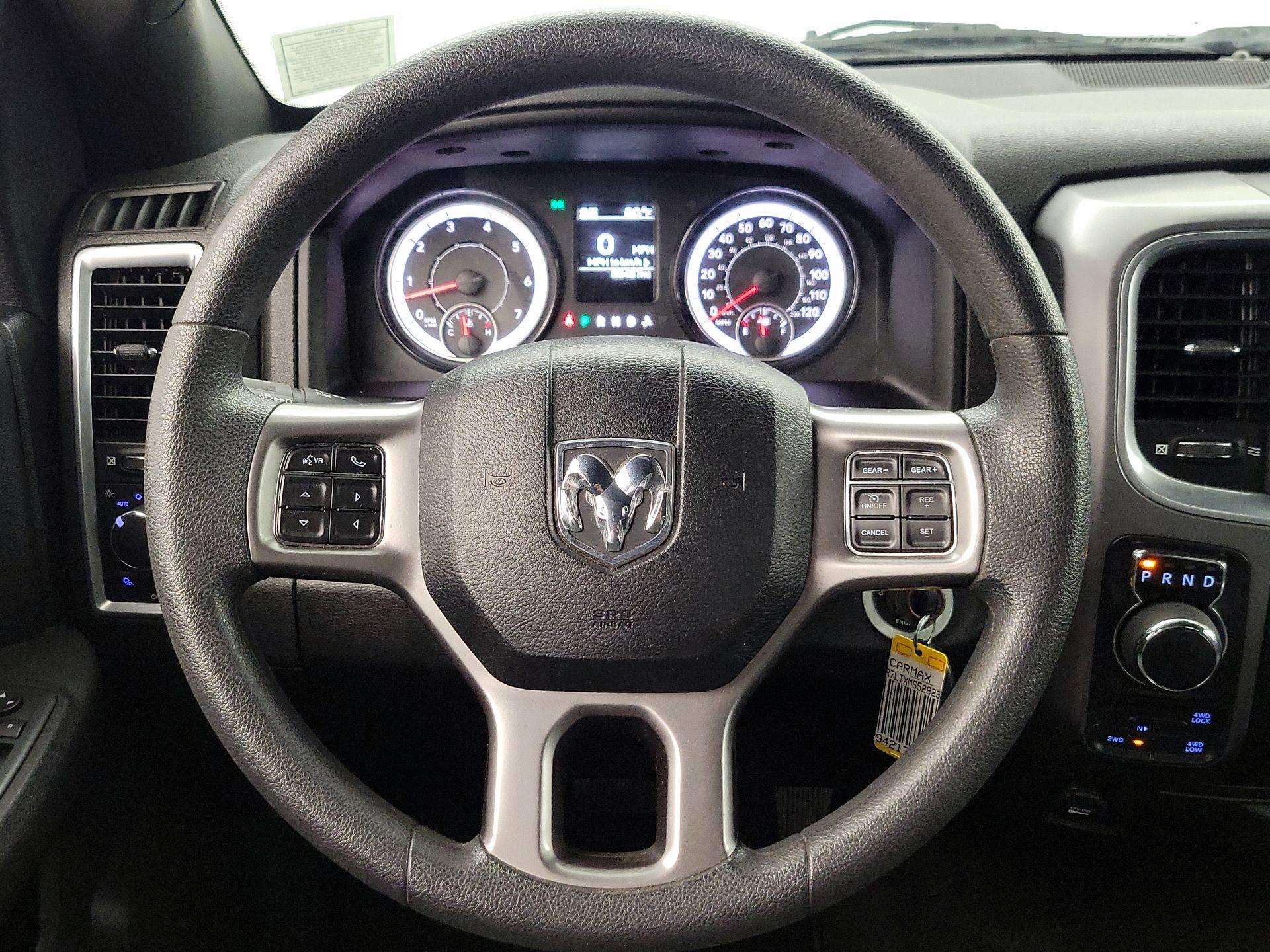 Thumbnail: 2021 RAM 1500 Classic - 10