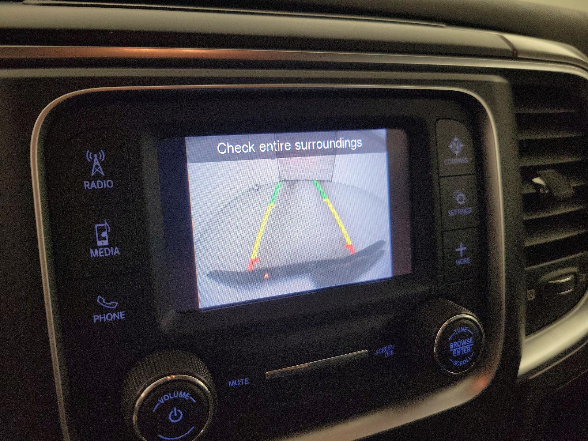 Thumbnail: 2021 RAM 1500 Classic - 14