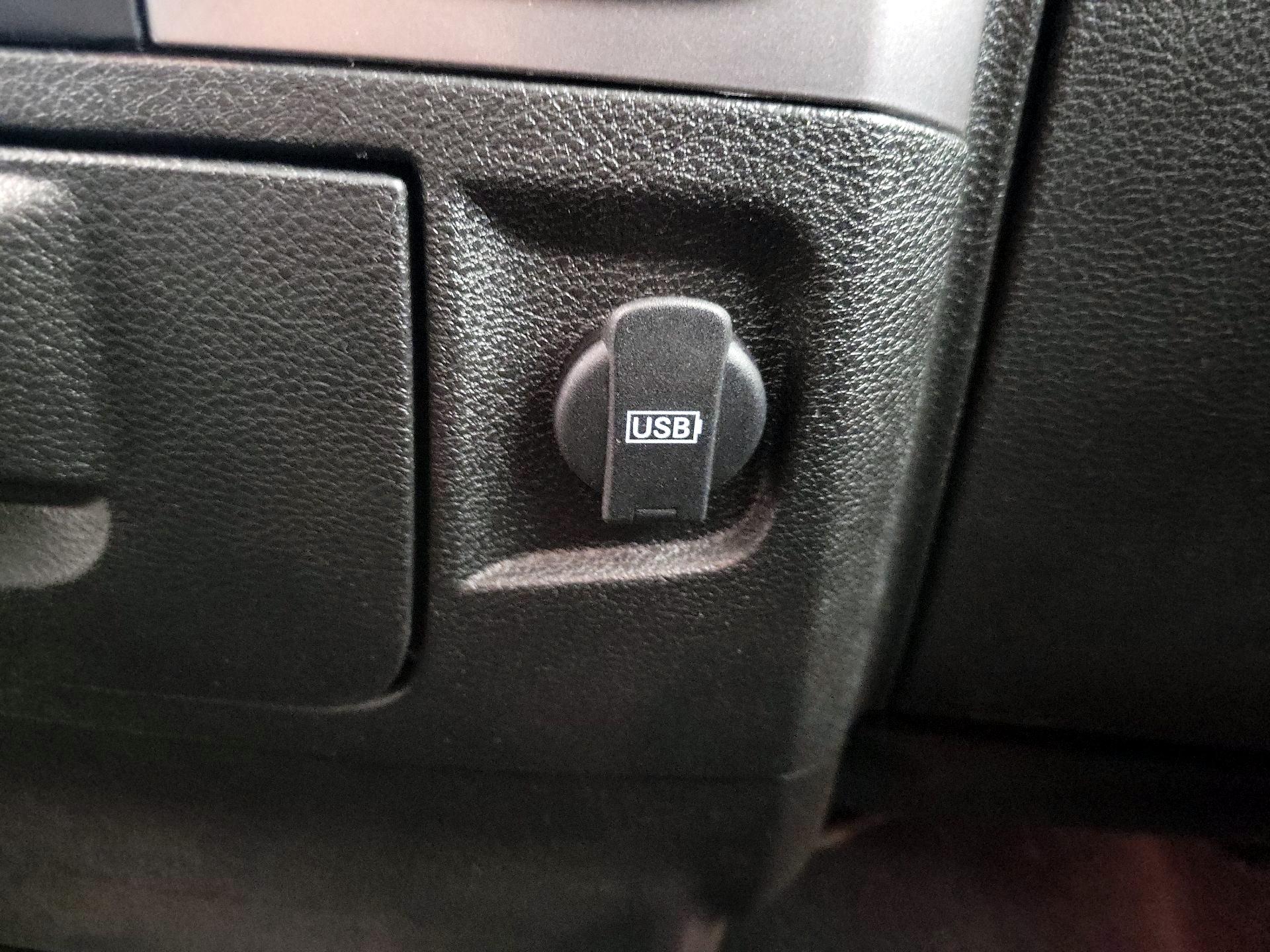 Thumbnail: 2021 RAM 1500 Classic - 18