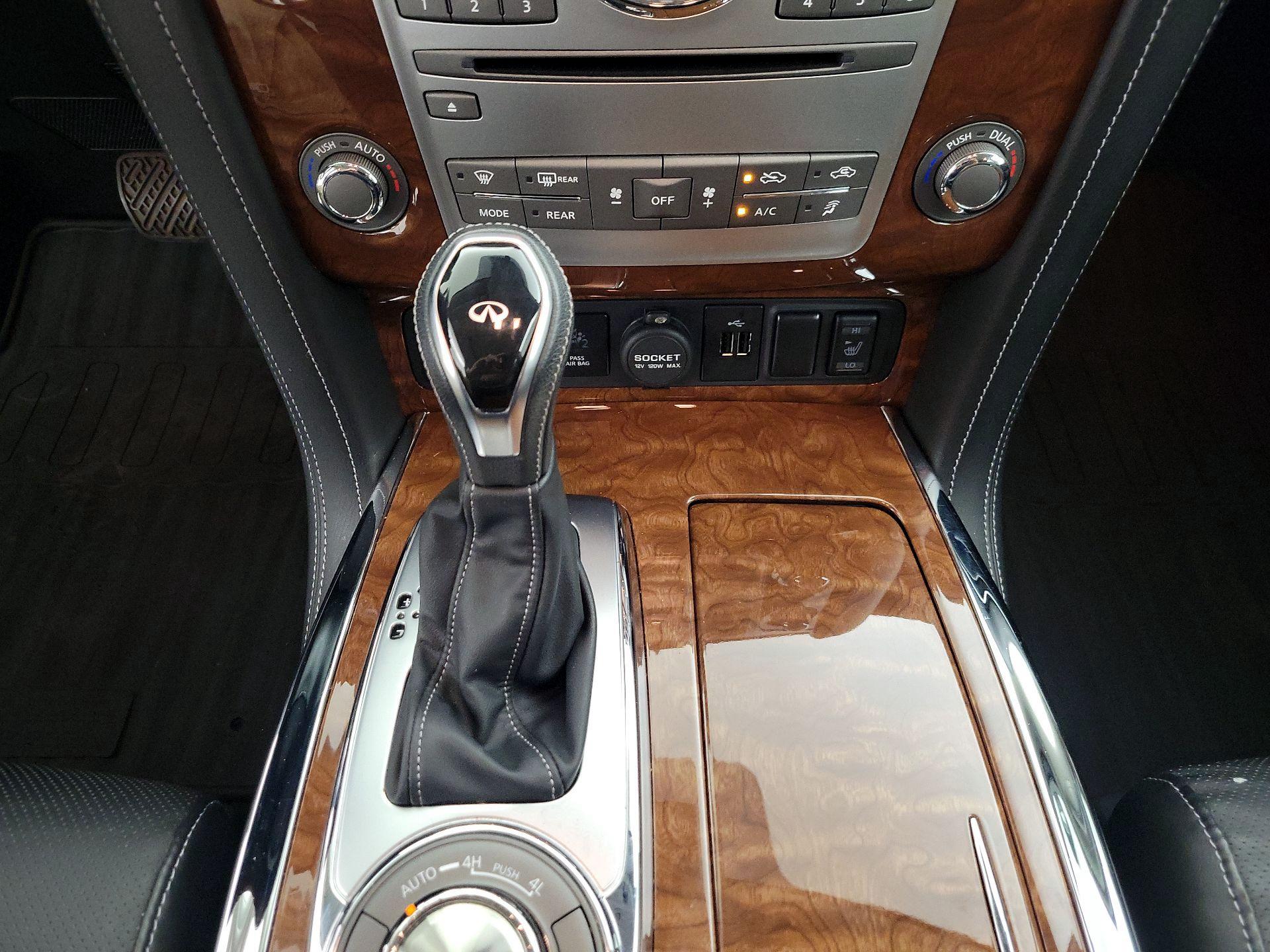 Thumbnail: 2018 INFINITI QX80 - 18