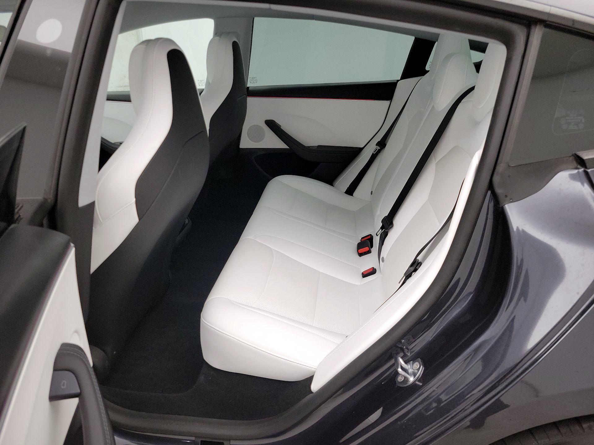 Thumbnail: 2025 Tesla Model 3 - 19