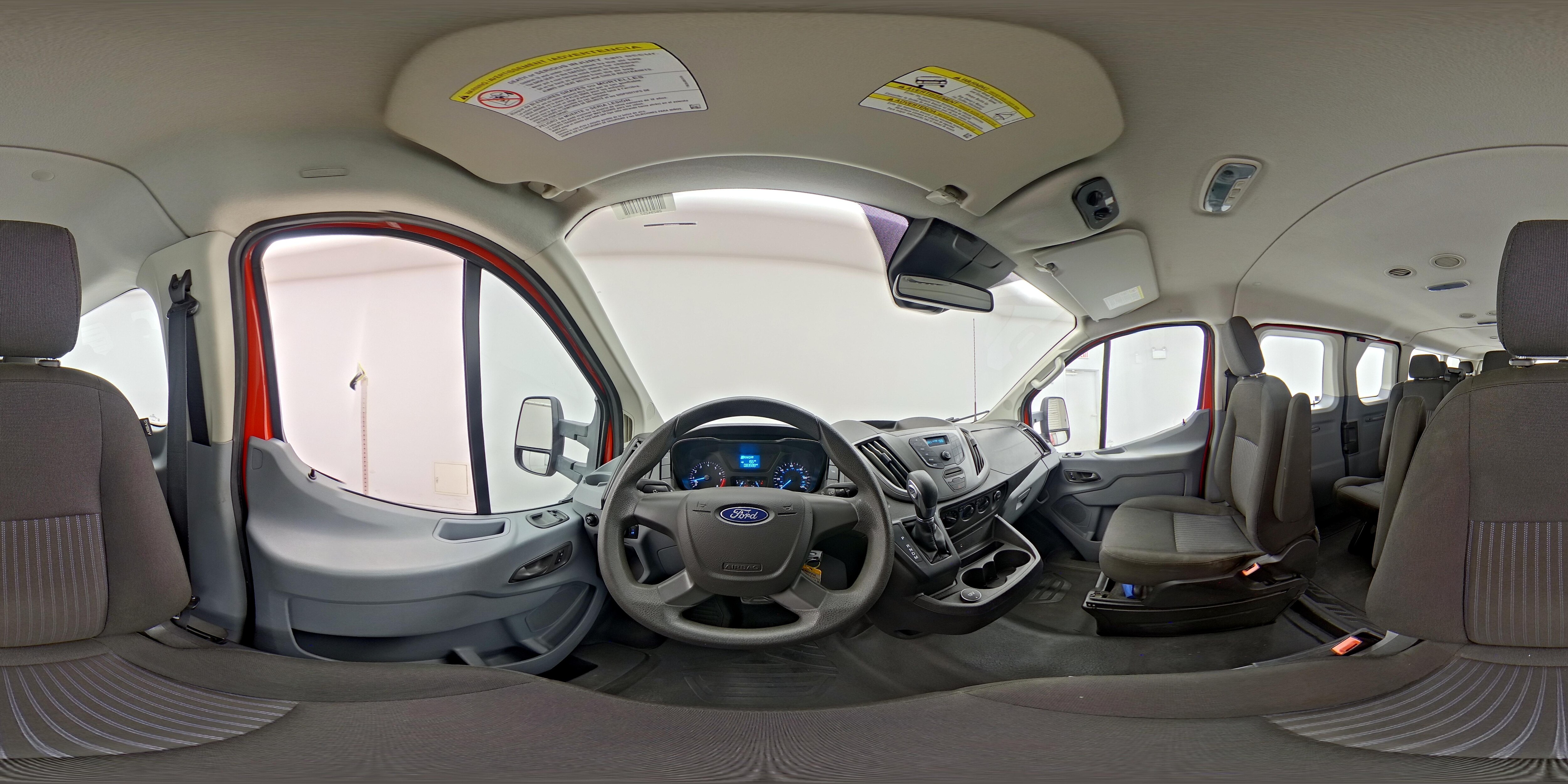 2017 Ford Transit Wagon XLT - Photo 24