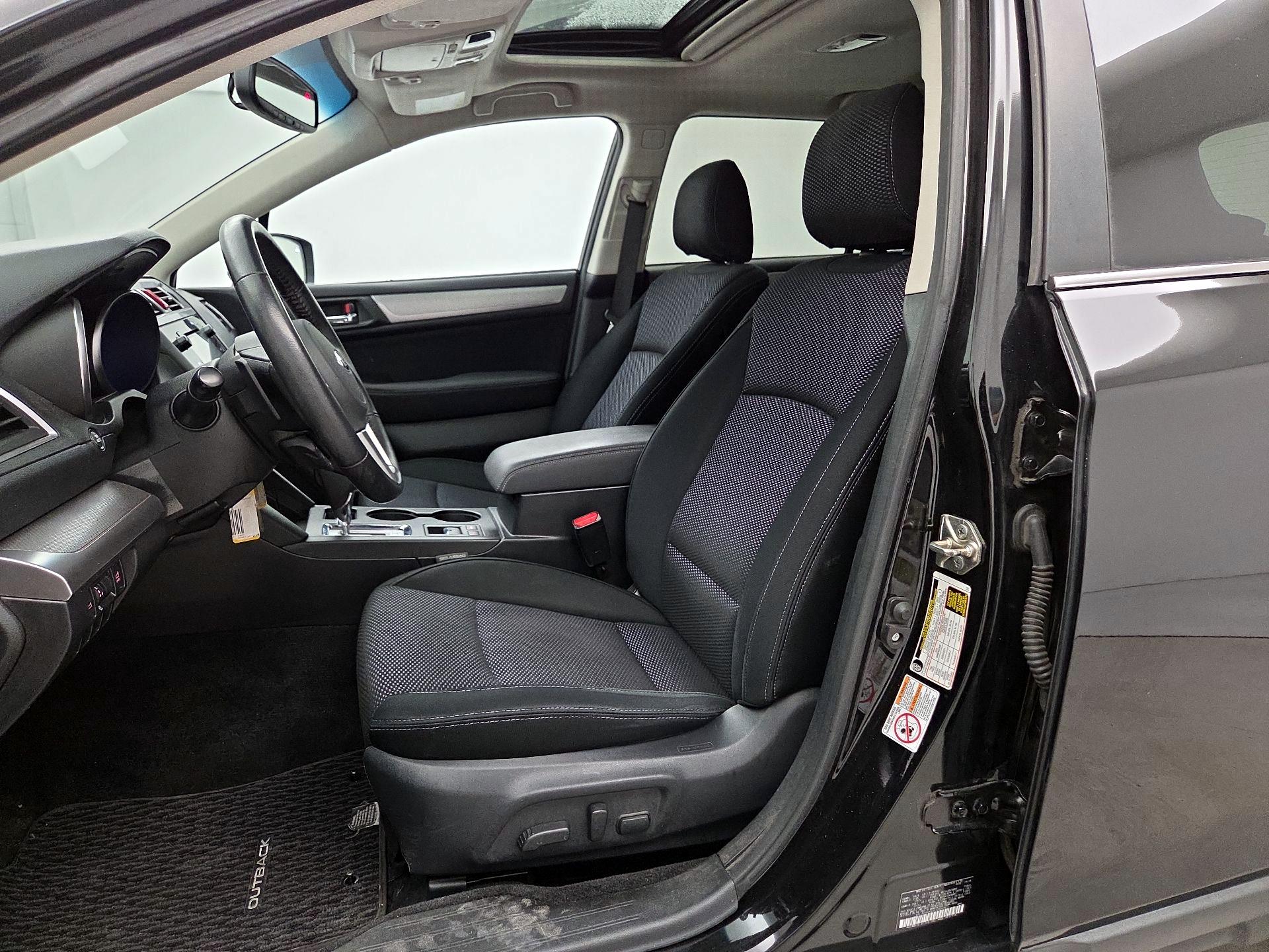 Thumbnail: 2015 Subaru Outback - 11