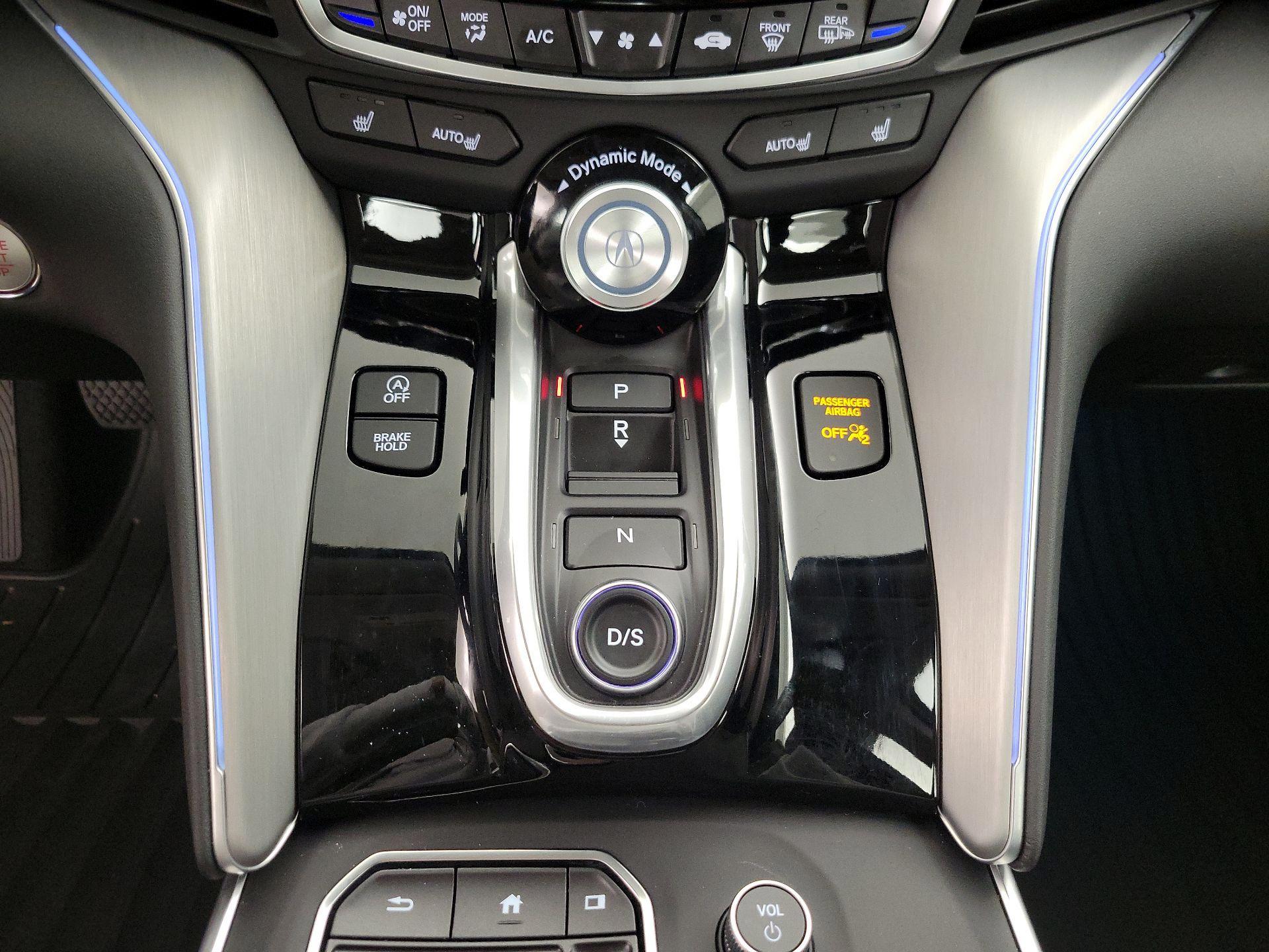 Thumbnail: 2025 Acura TLX - 18