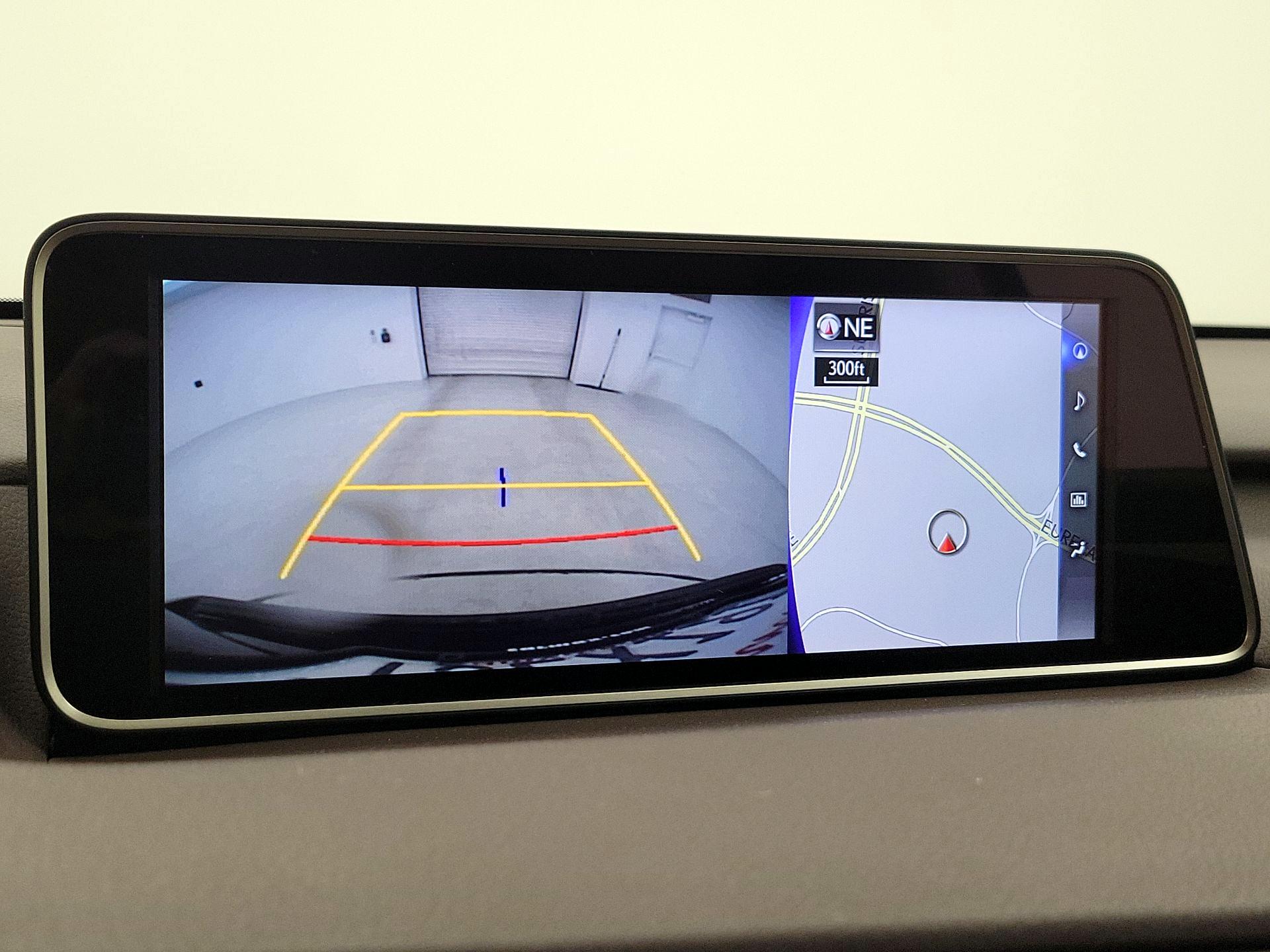 Thumbnail: 2016 Lexus RX - 15