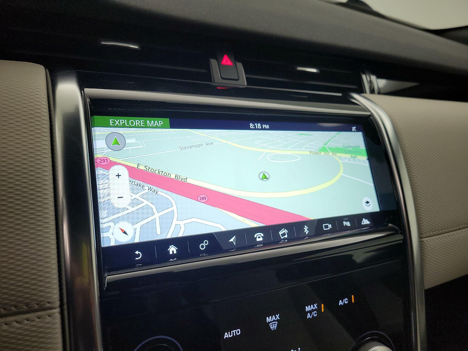 Thumbnail: 2020 Land Rover Discovery Sport - 13