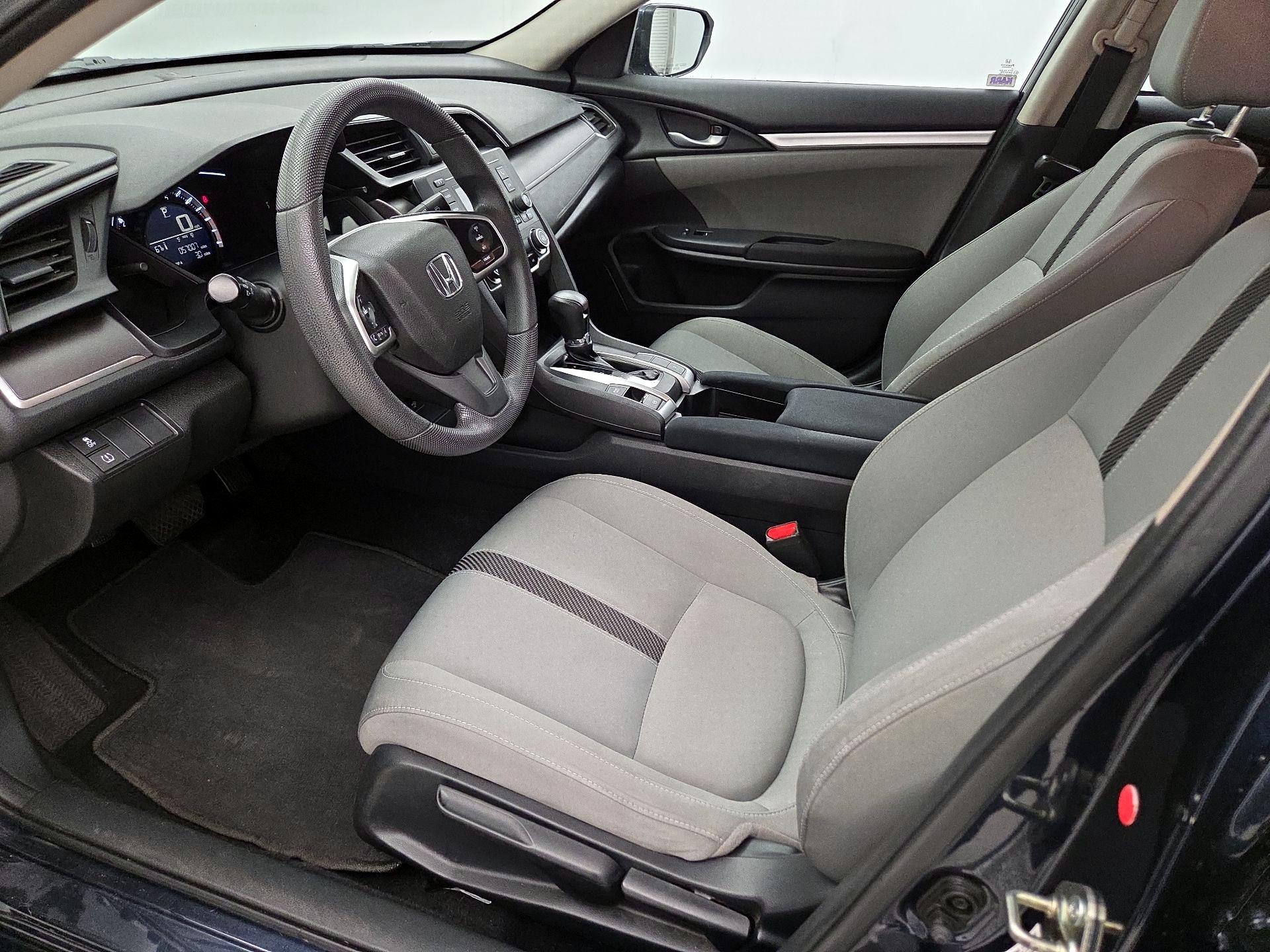 Thumbnail: 2016 Honda Civic - 11