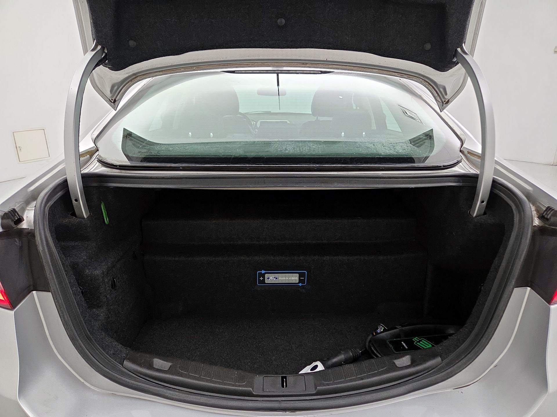 Thumbnail: 2015 Ford Fusion - 20