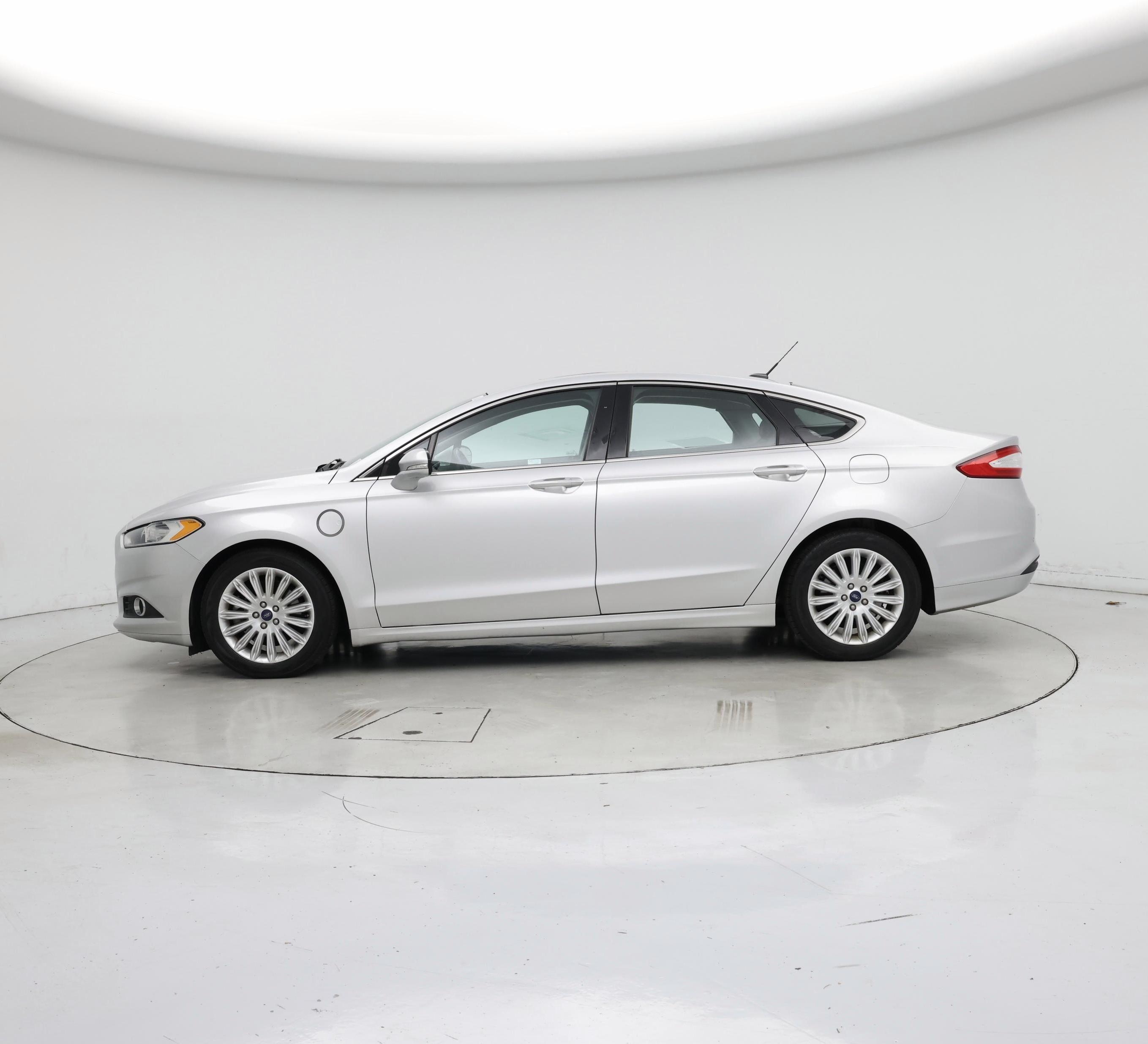 Thumbnail: 2015 Ford Fusion - 3