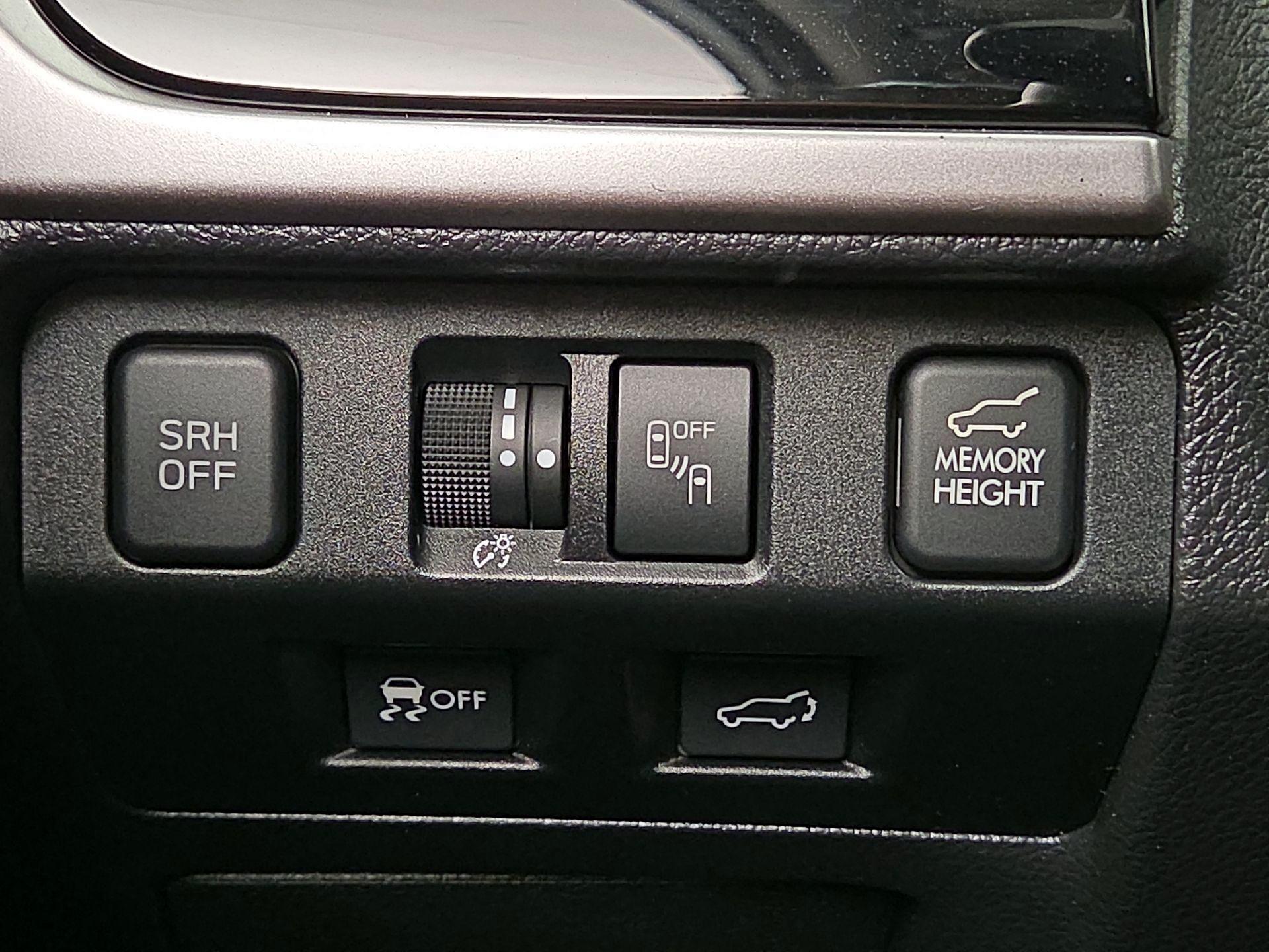 Thumbnail: 2017 Subaru Forester - 13