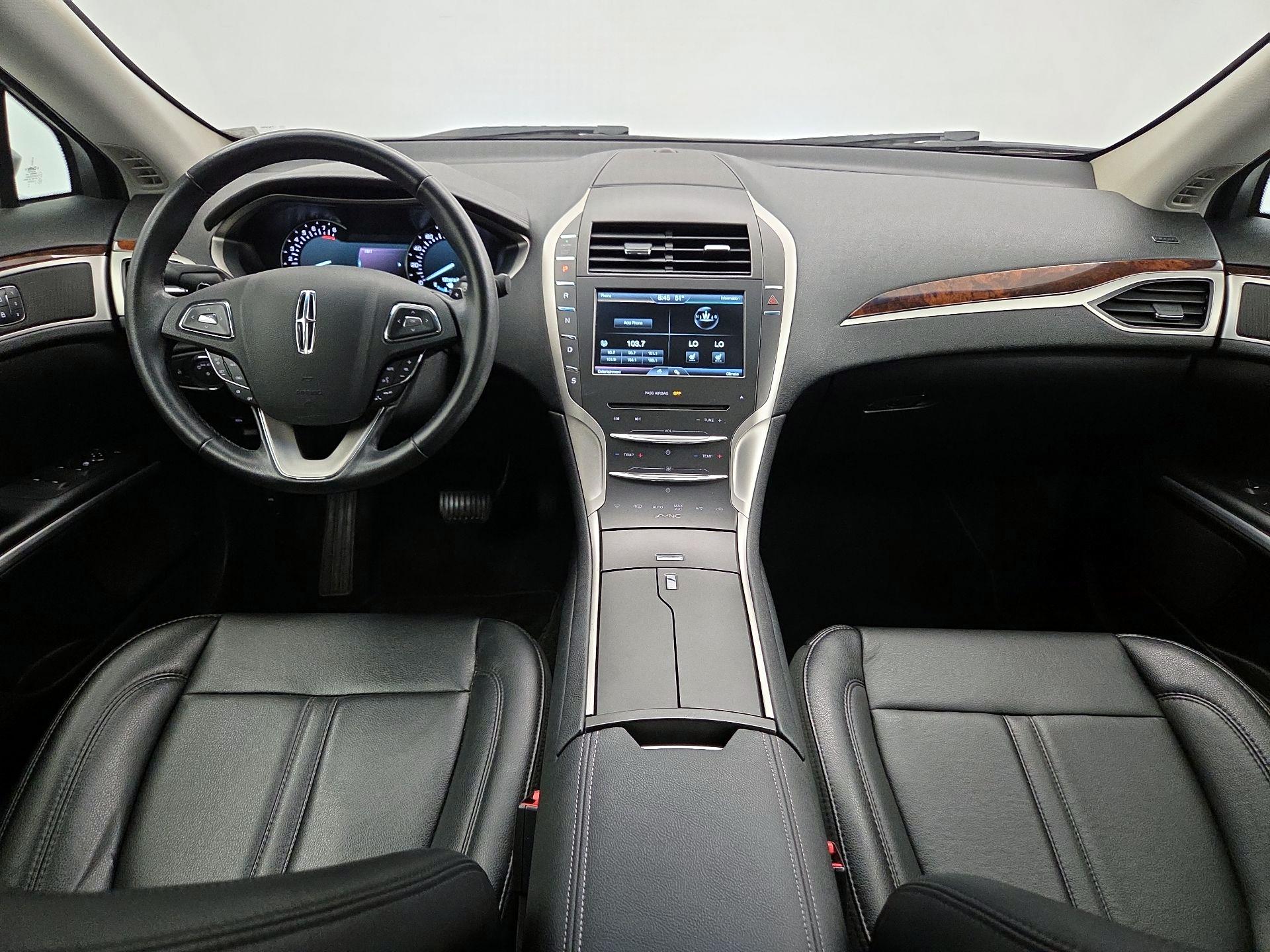 Thumbnail: 2016 Lincoln MKZ - 9