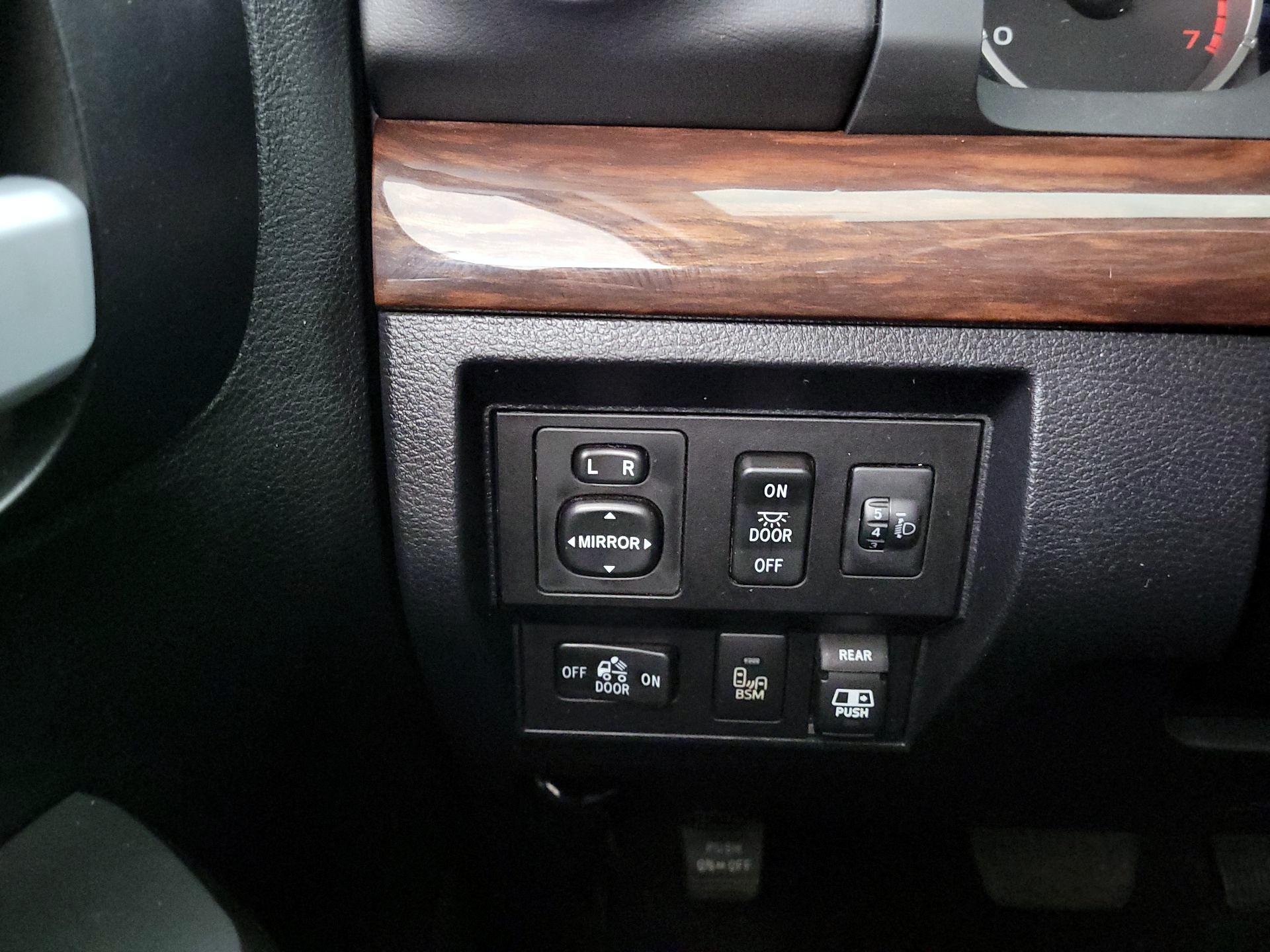 Thumbnail: 2017 Toyota Tundra - 13