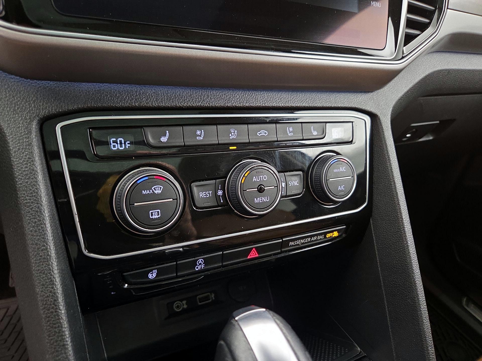 Thumbnail: 2018 Volkswagen Atlas - 17