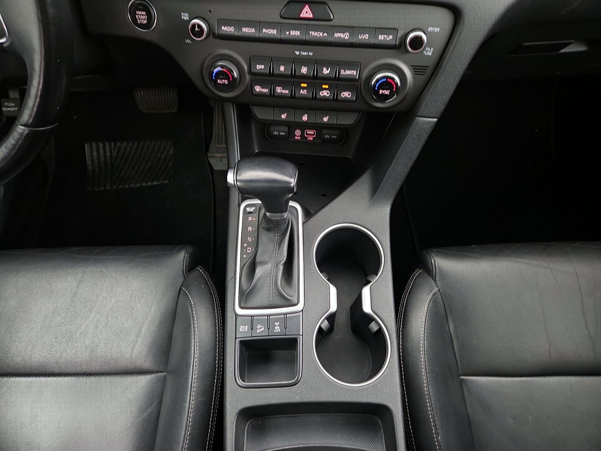 Thumbnail: 2017 Kia Sportage - 17