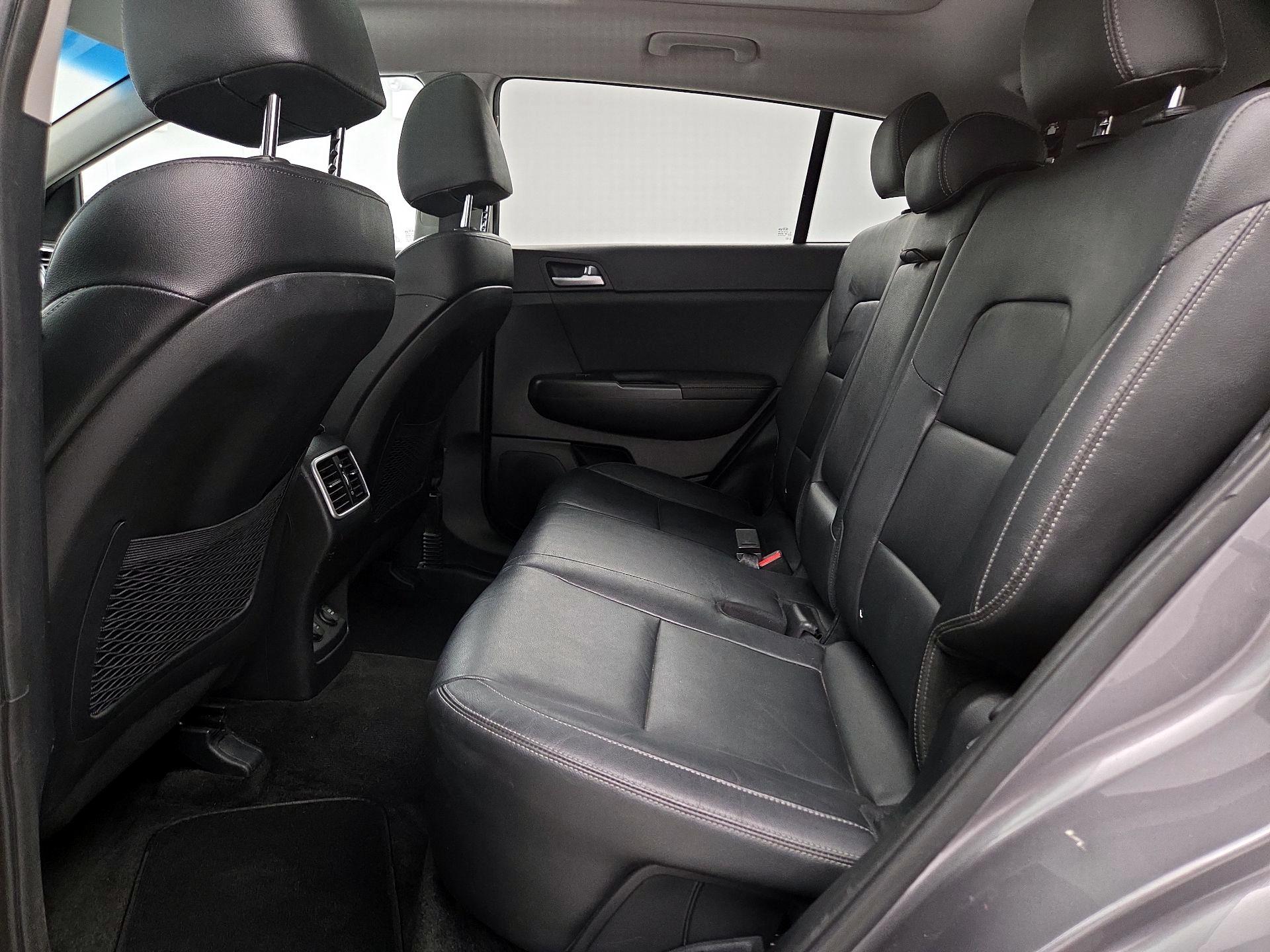 Thumbnail: 2017 Kia Sportage - 20