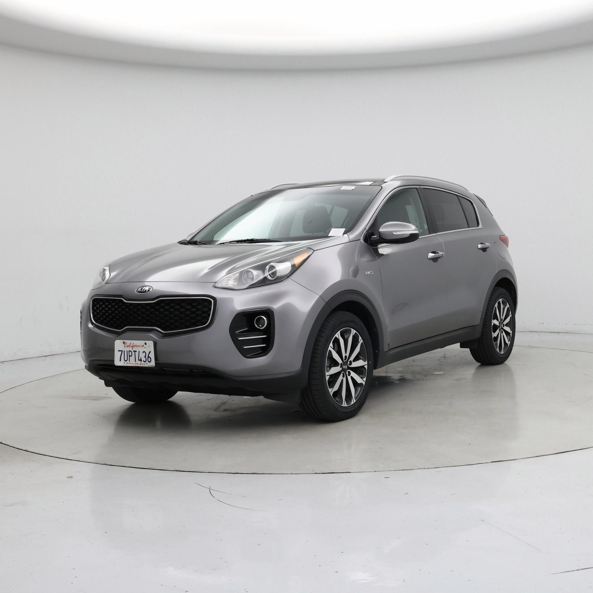 Thumbnail: 2017 Kia Sportage - 4