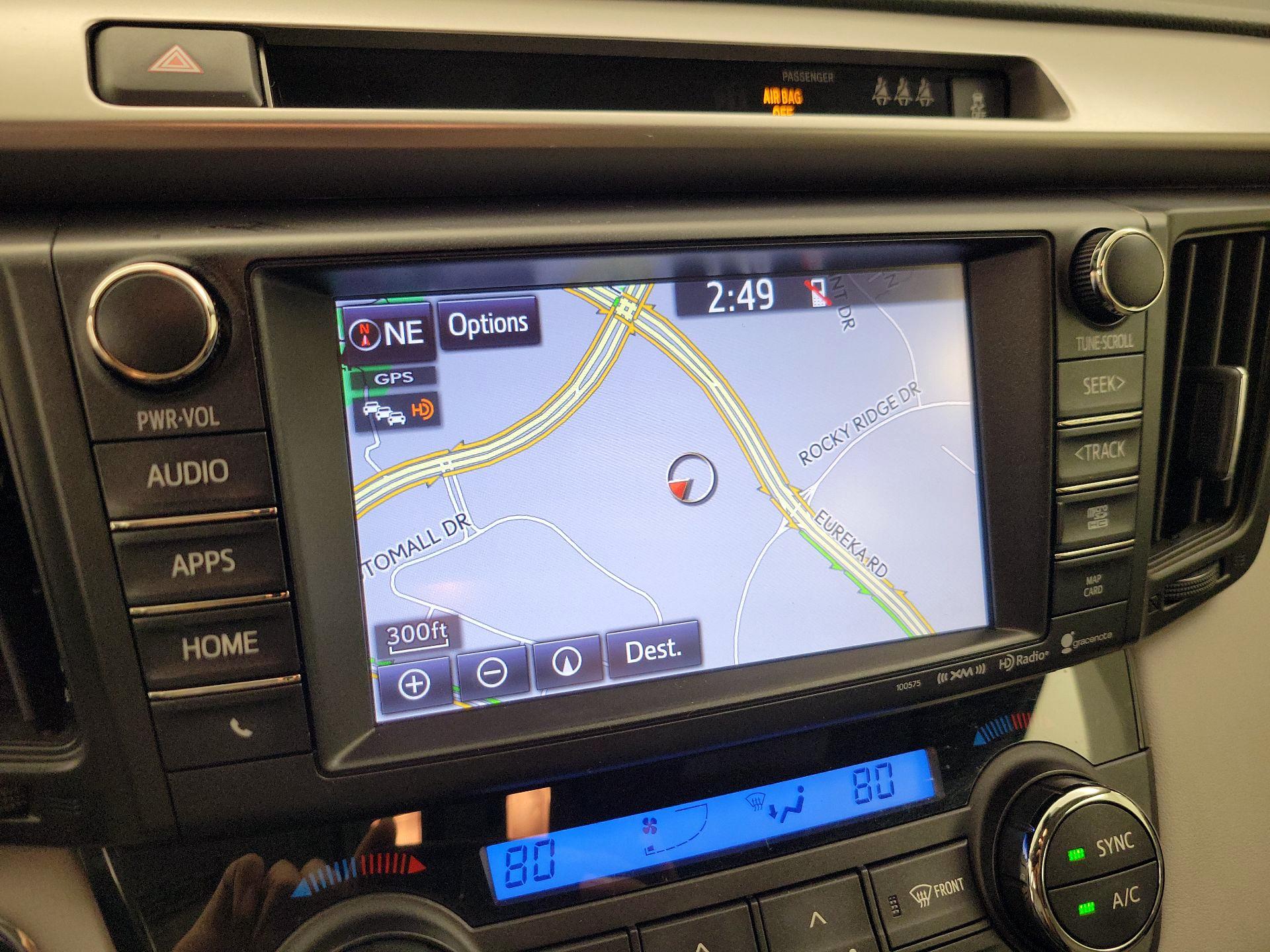 Thumbnail: 2018 Toyota RAV4 - 14