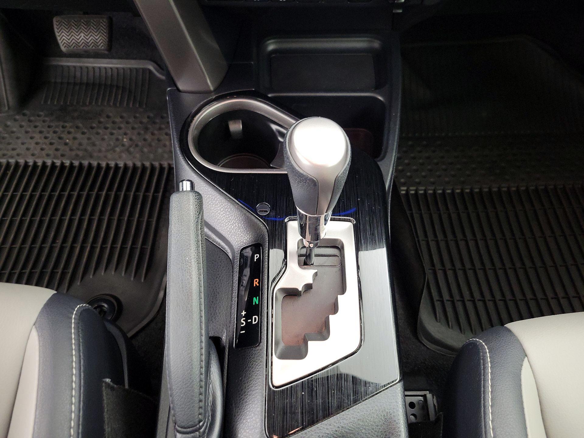 Thumbnail: 2018 Toyota RAV4 - 18