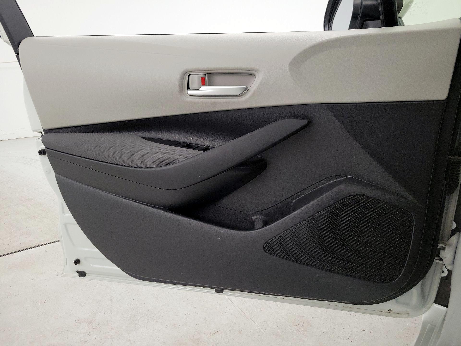 Thumbnail: 2021 Toyota Corolla - 12