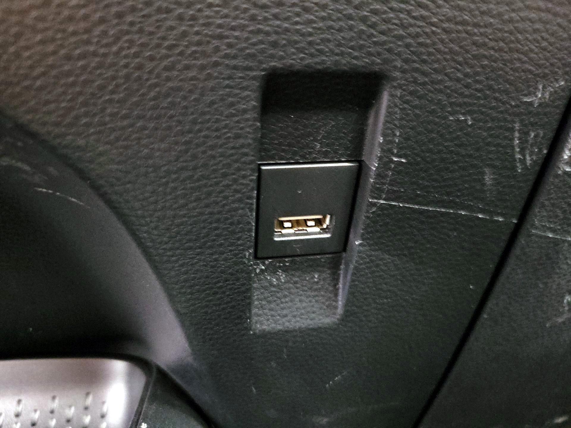 Thumbnail: 2021 Toyota Corolla - 18