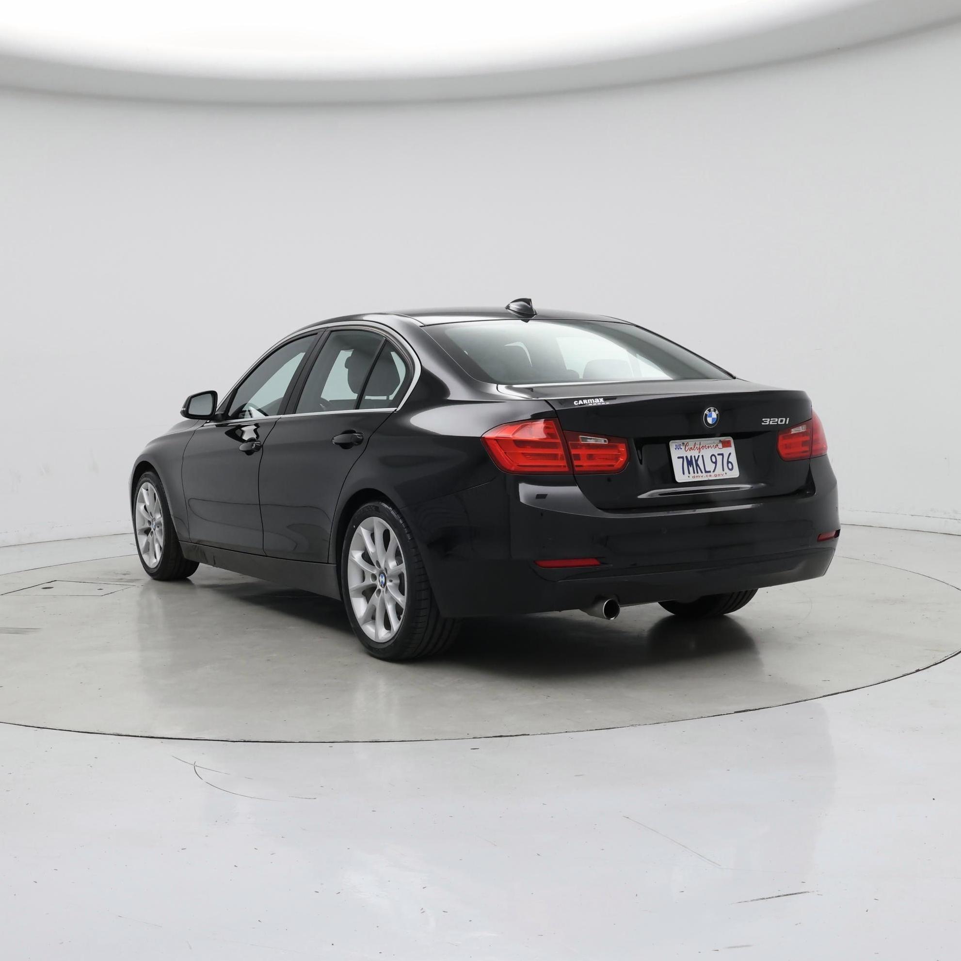 Thumbnail: 2015 BMW 3 Series - 2