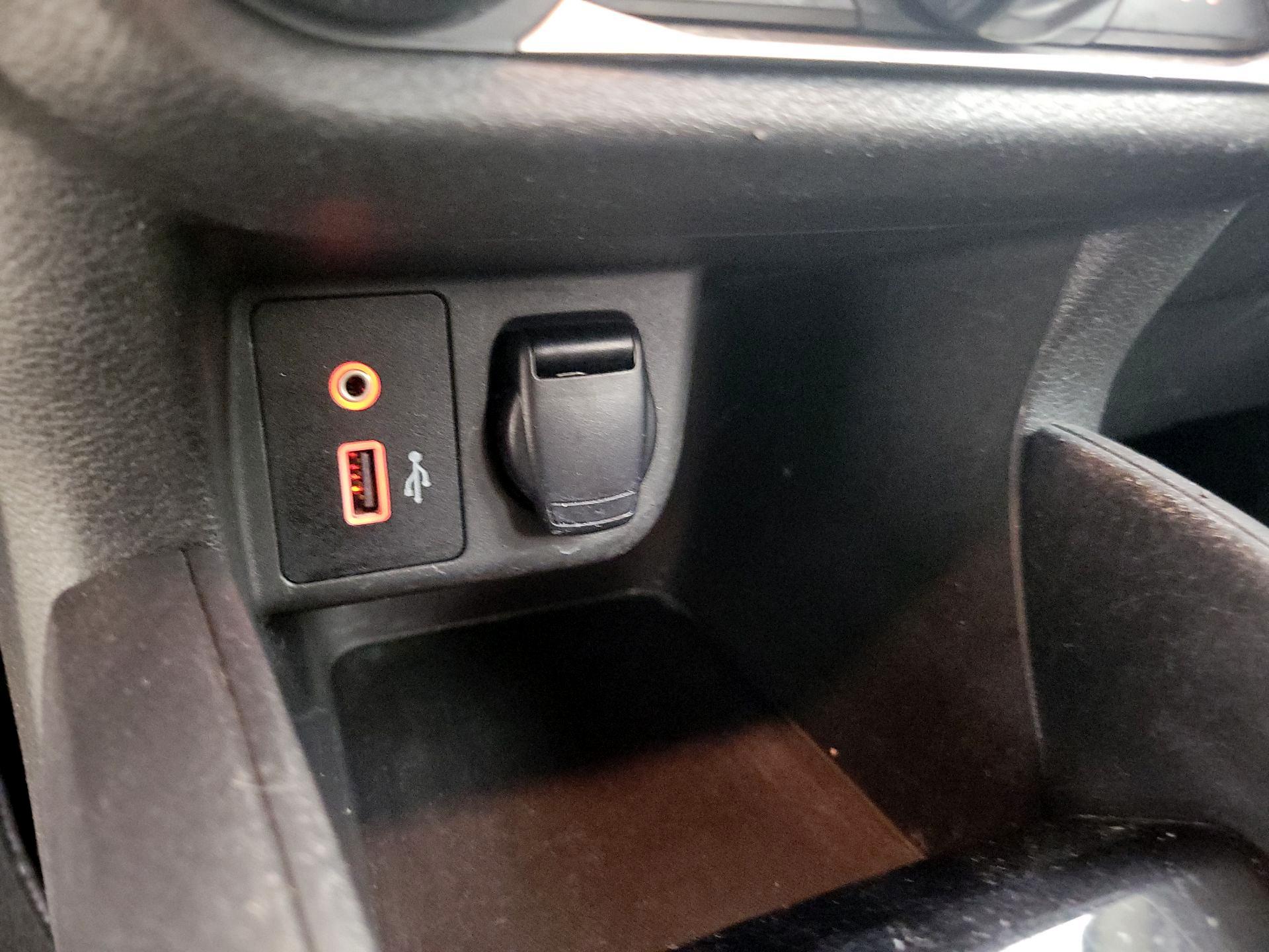 Thumbnail: 2020 Nissan Versa - 18