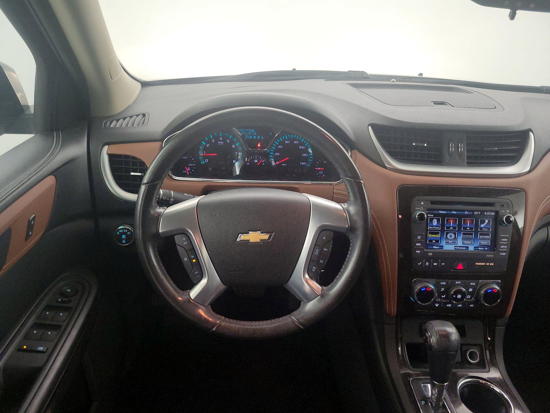 Thumbnail: 2016 Chevrolet Traverse - 10