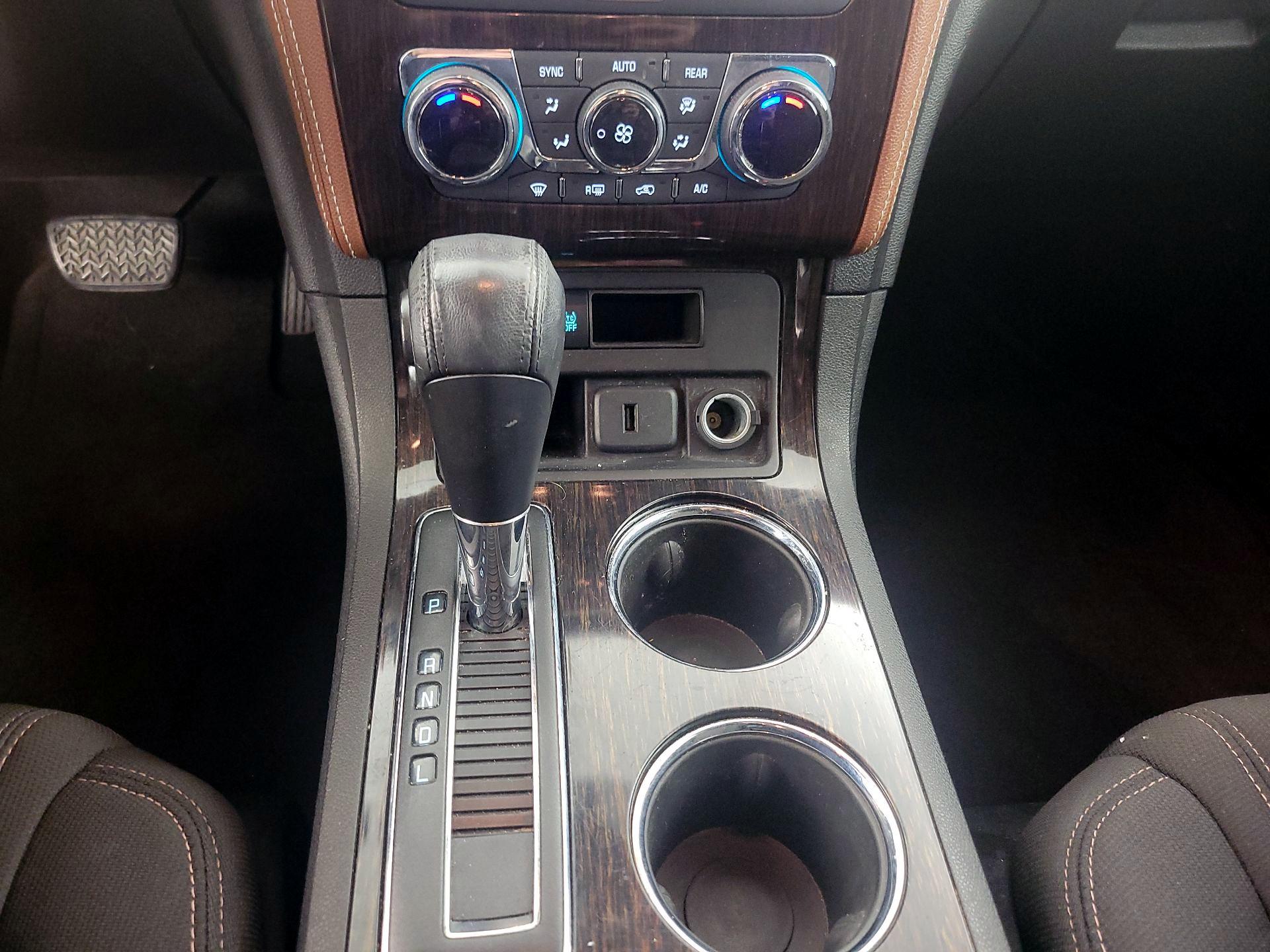 Thumbnail: 2016 Chevrolet Traverse - 17