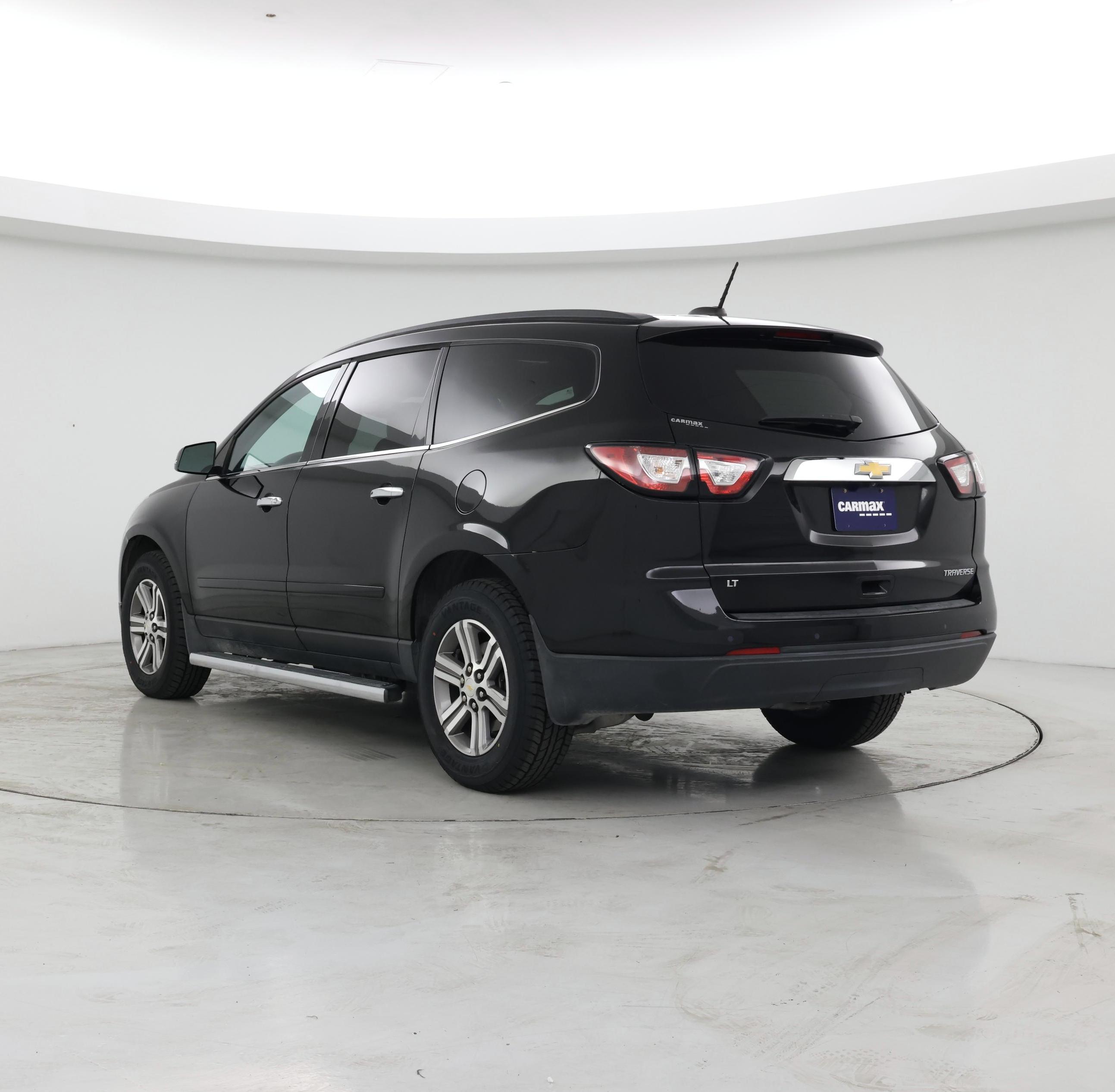 Thumbnail: 2016 Chevrolet Traverse - 2