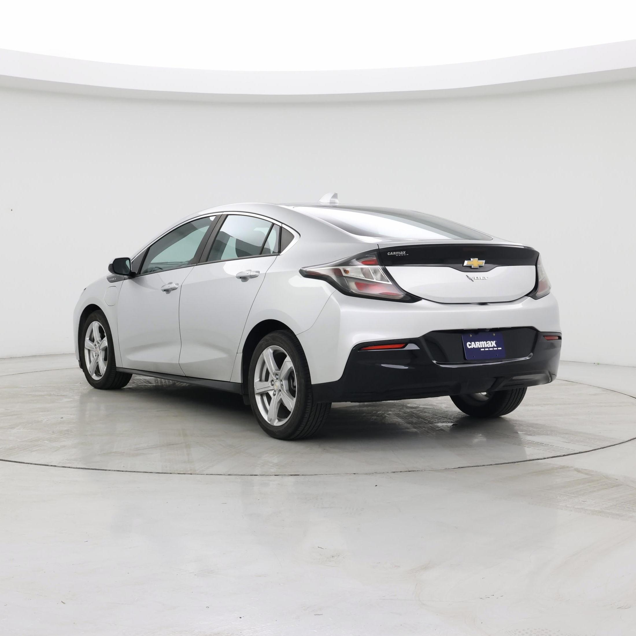 Thumbnail: 2018 Chevrolet Volt - 2