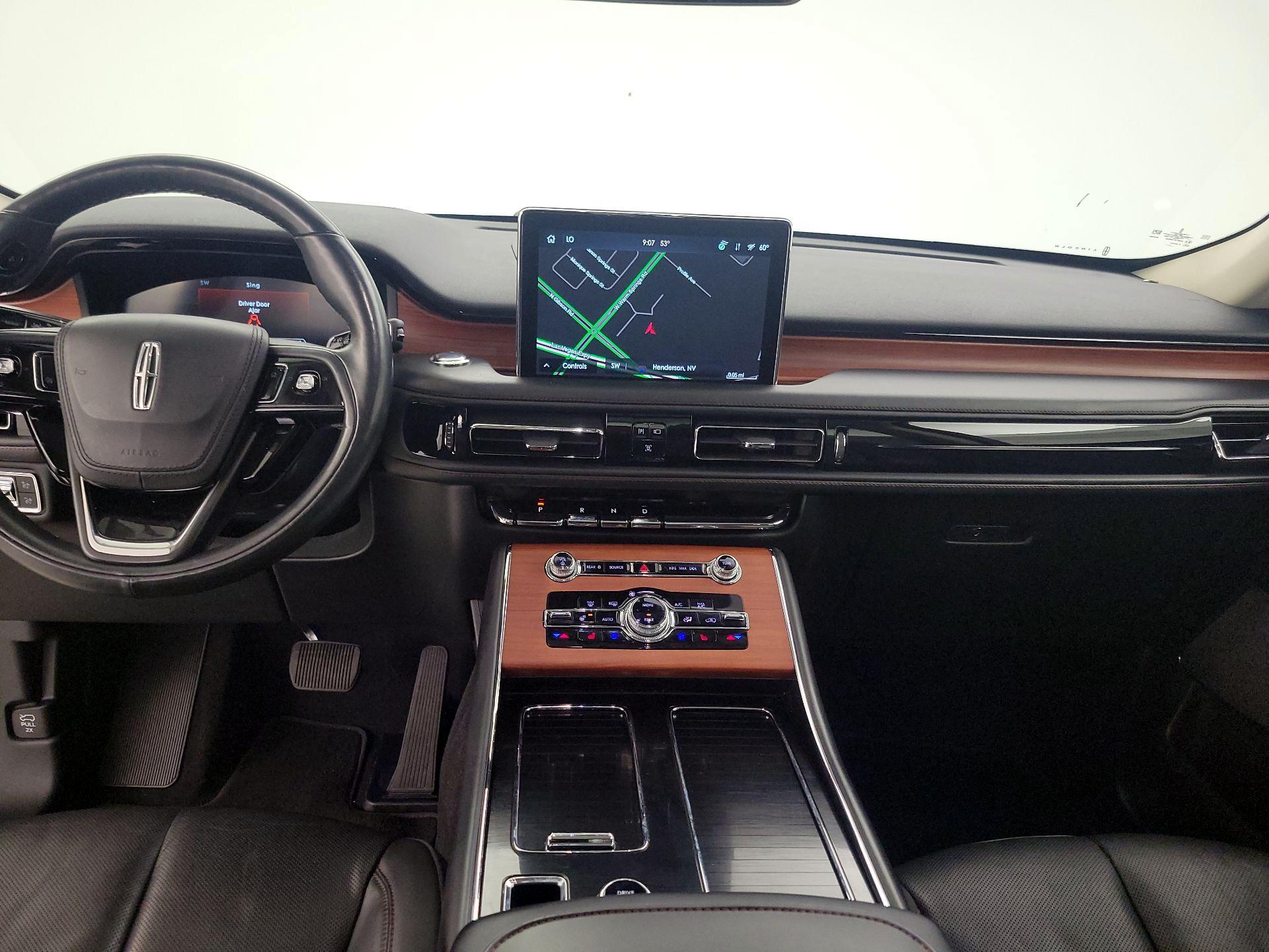 Thumbnail: 2023 Lincoln Aviator - 9