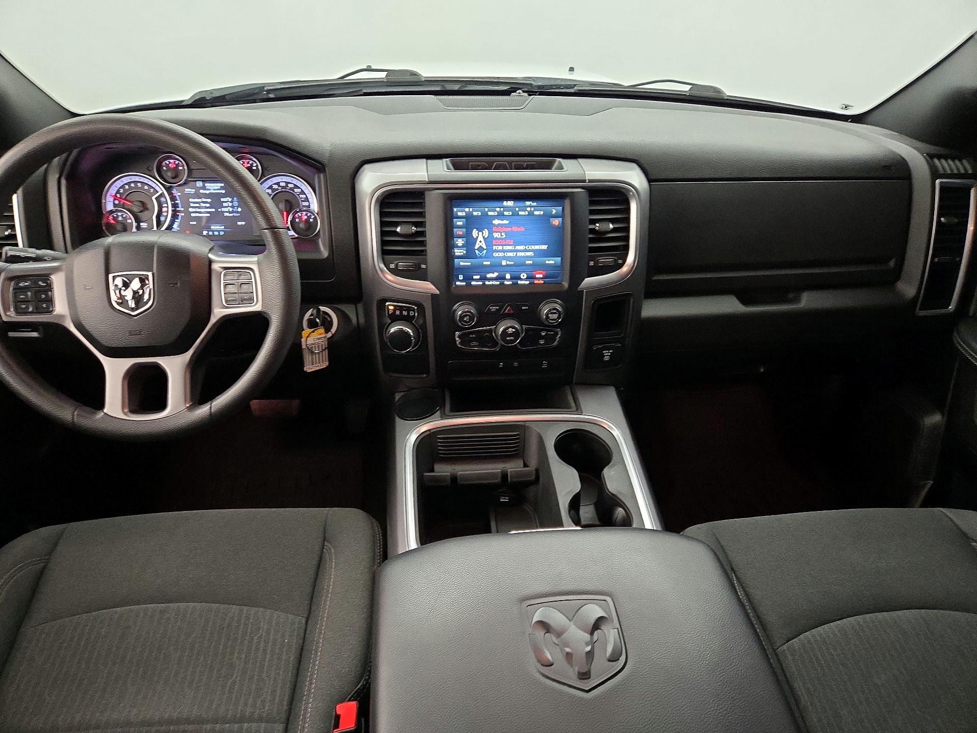 Thumbnail: 2021 RAM 1500 Classic - 9