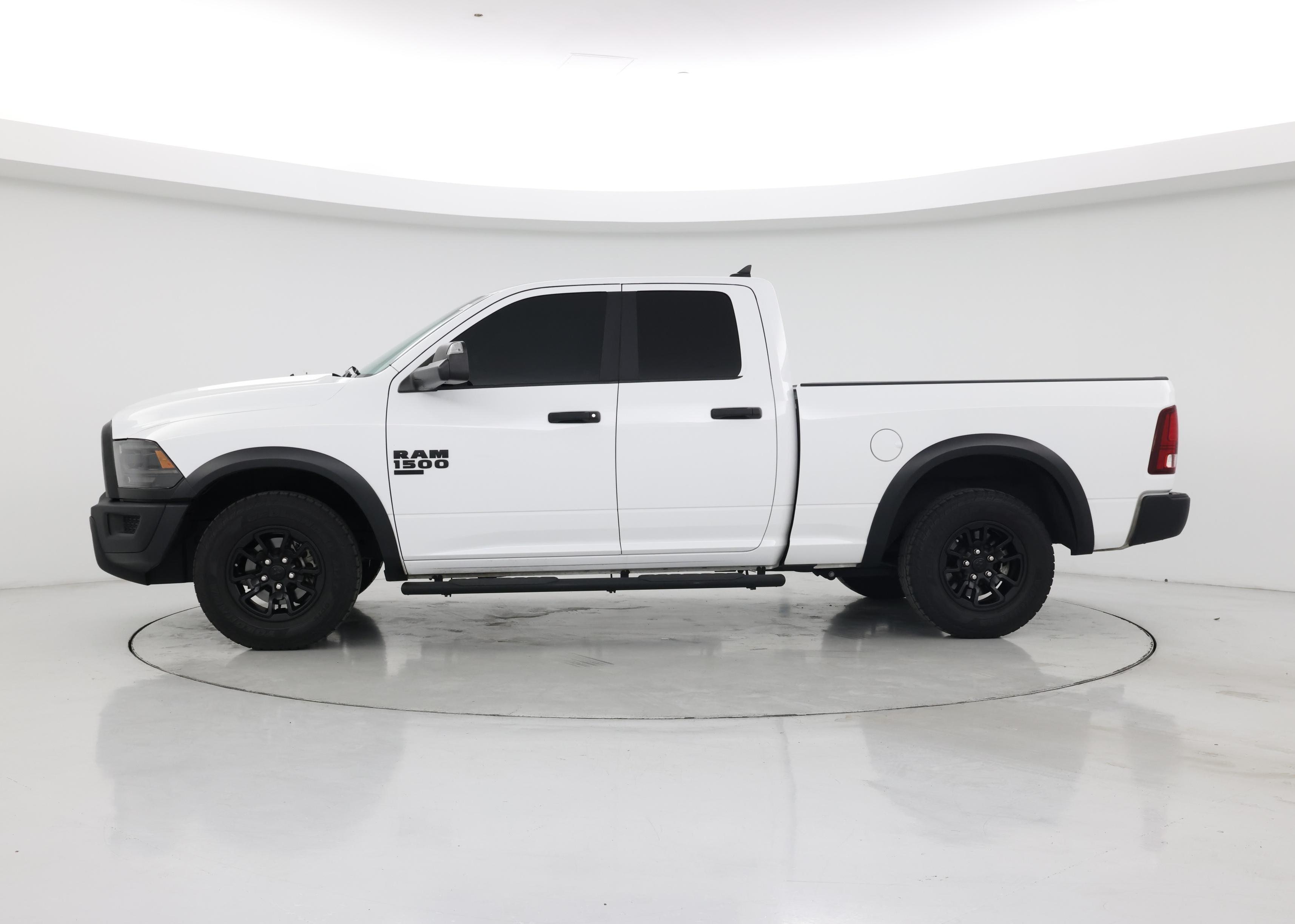 Thumbnail: 2021 RAM 1500 Classic - 3