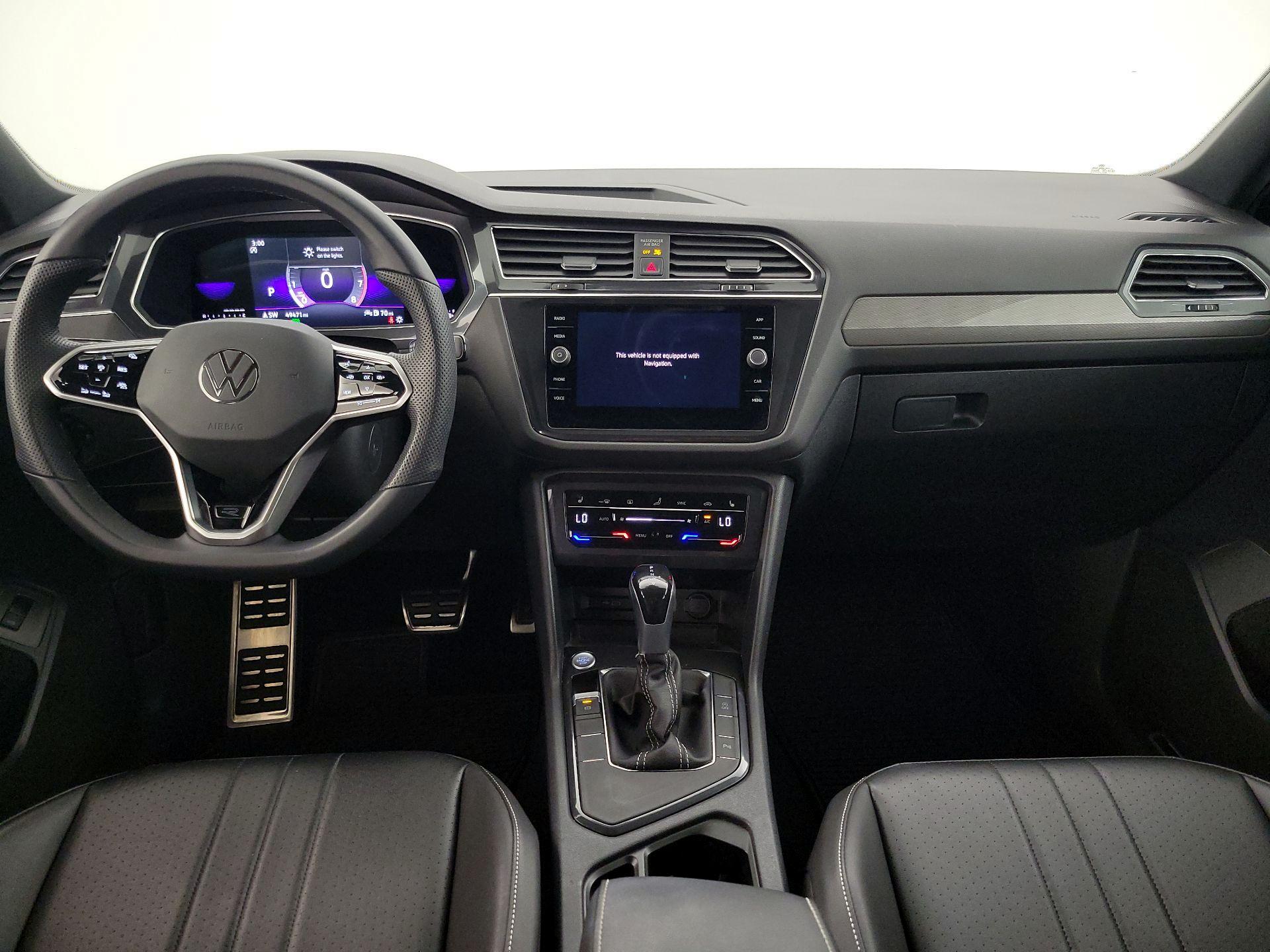 Thumbnail: 2022 Volkswagen Tiguan - 9