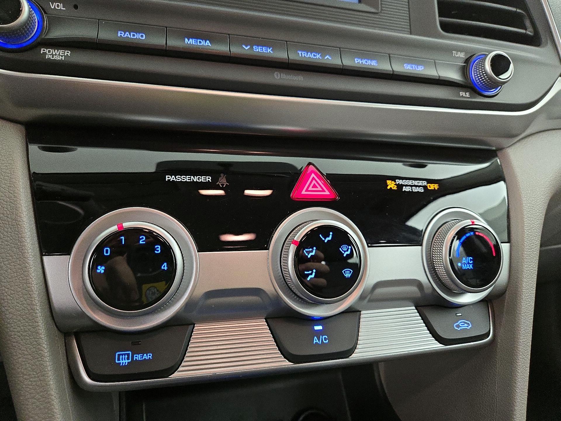 Thumbnail: 2019 Hyundai Elantra - 16