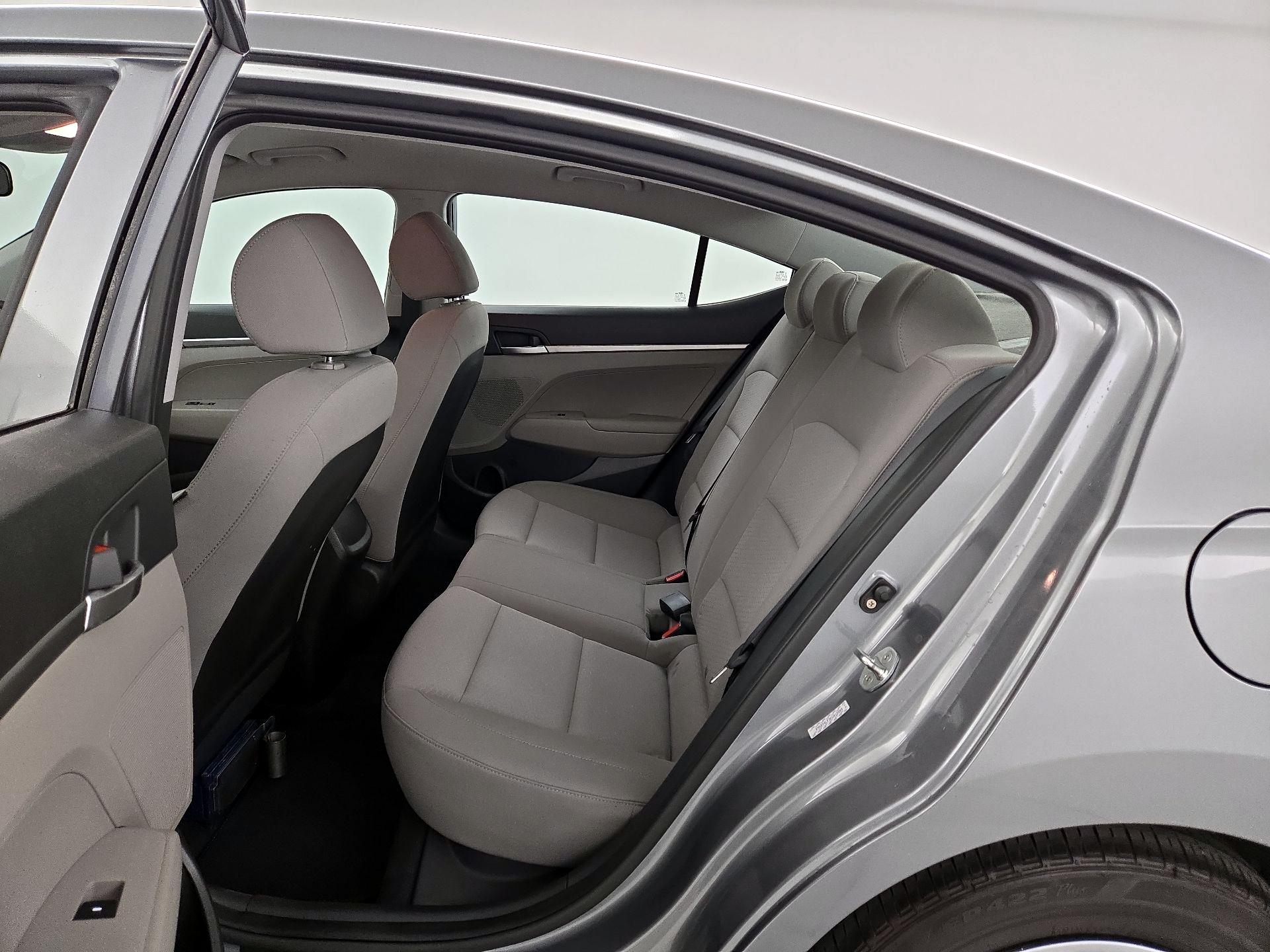 Thumbnail: 2019 Hyundai Elantra - 19