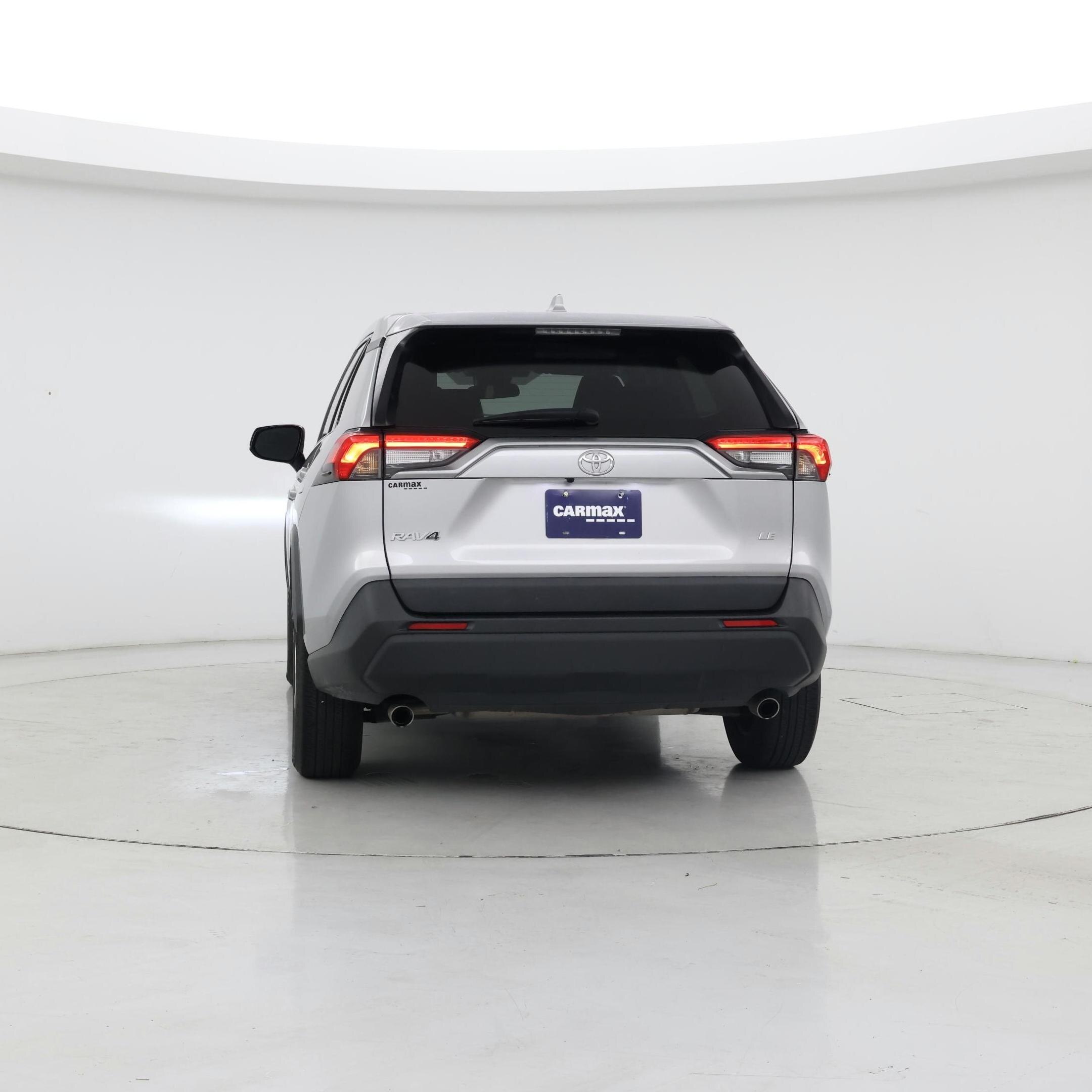 Thumbnail: 2022 Toyota RAV4 - 6