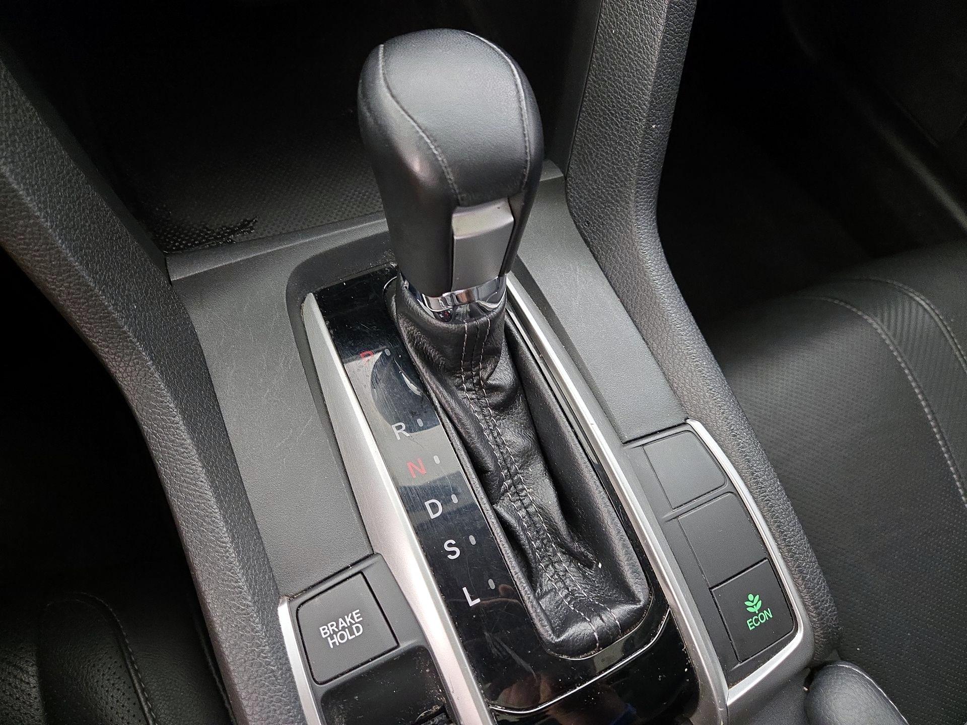 Thumbnail: 2017 Honda Civic - 17