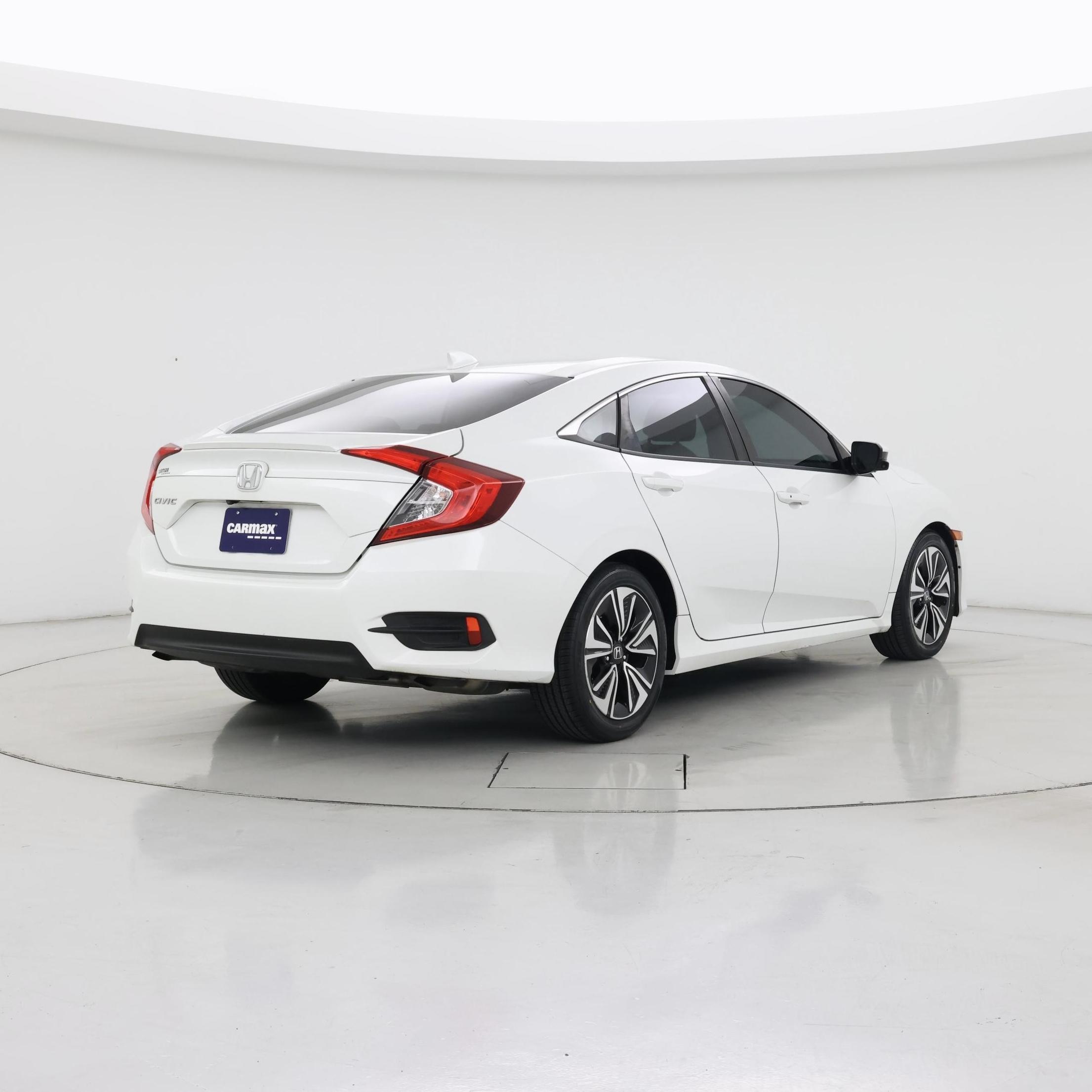 Thumbnail: 2017 Honda Civic - 8