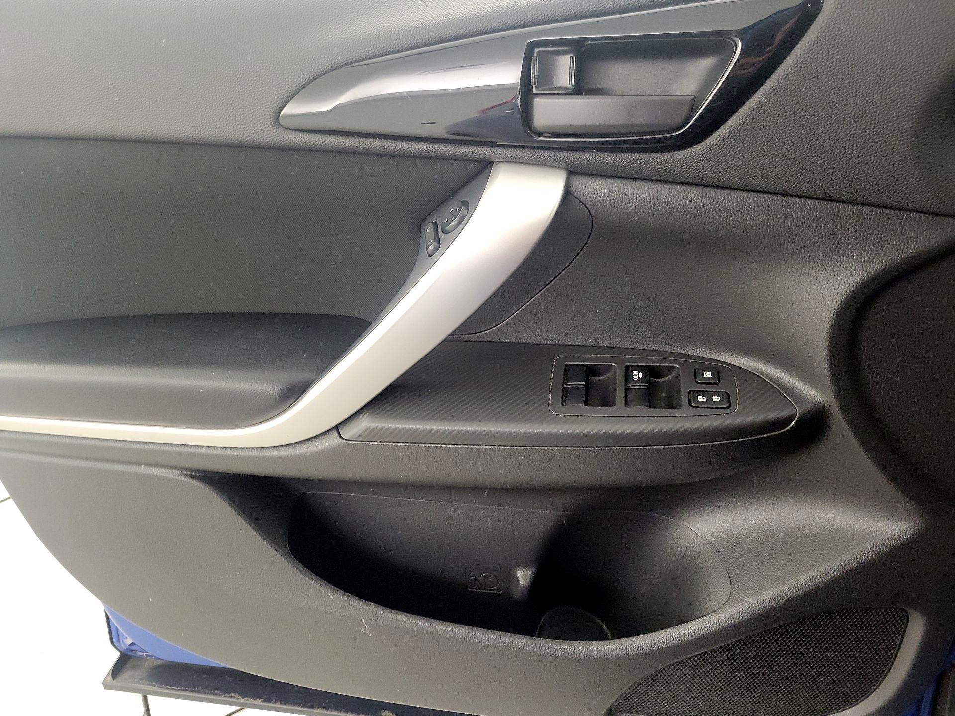 Thumbnail: 2019 Mitsubishi Eclipse Cross - 12