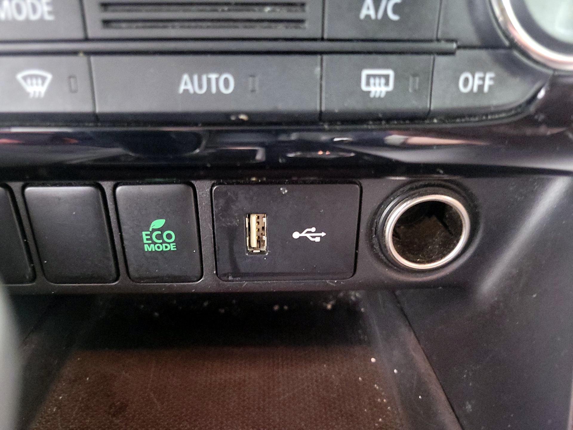 Thumbnail: 2019 Mitsubishi Eclipse Cross - 18