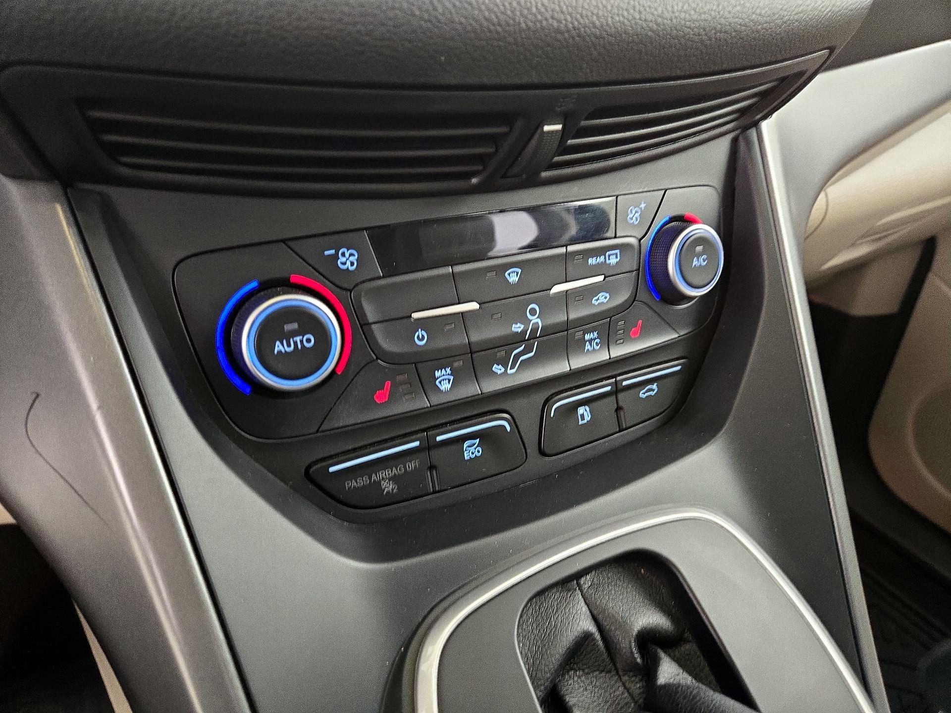 Thumbnail: 2017 Ford C-Max - 16