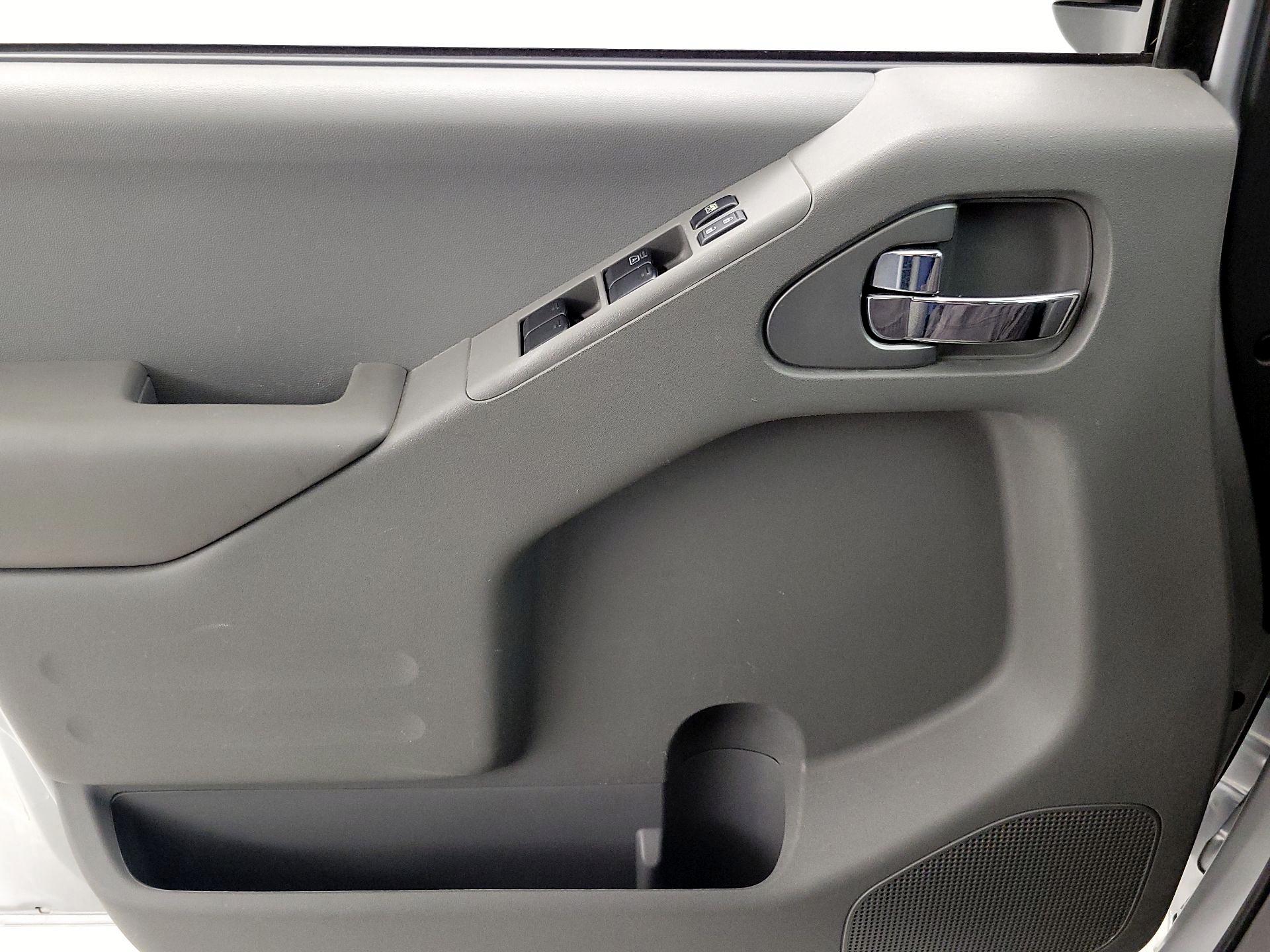 Thumbnail: 2021 Nissan Frontier - 12