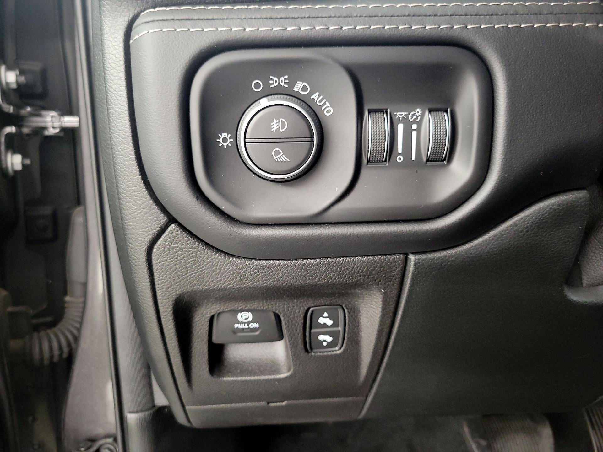 Thumbnail: 2021 RAM 1500 - 13