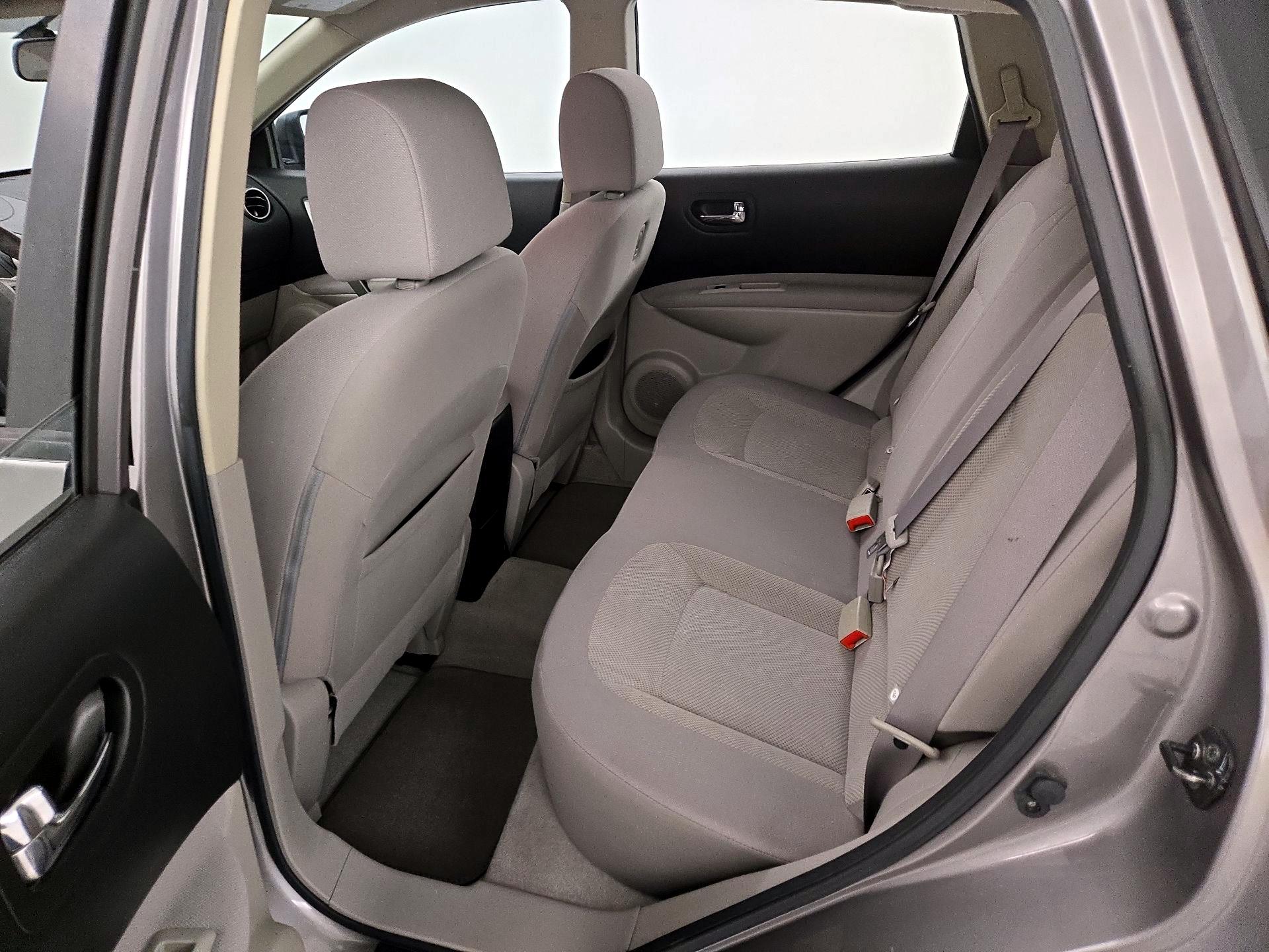 Thumbnail: 2014 Nissan Rogue - 19