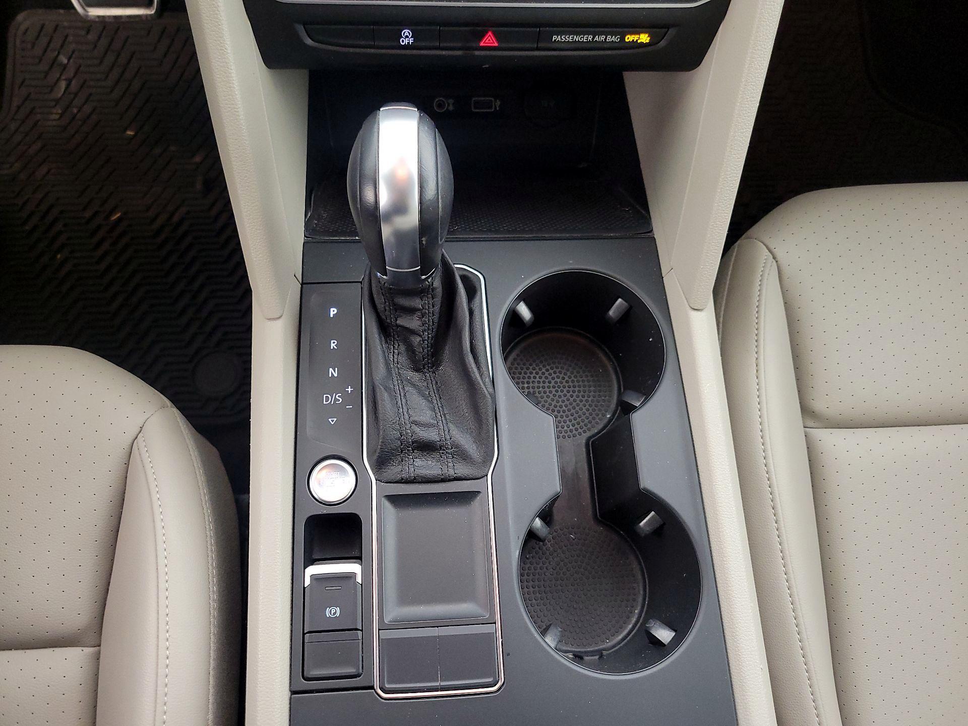 Thumbnail: 2019 Volkswagen Atlas - 17