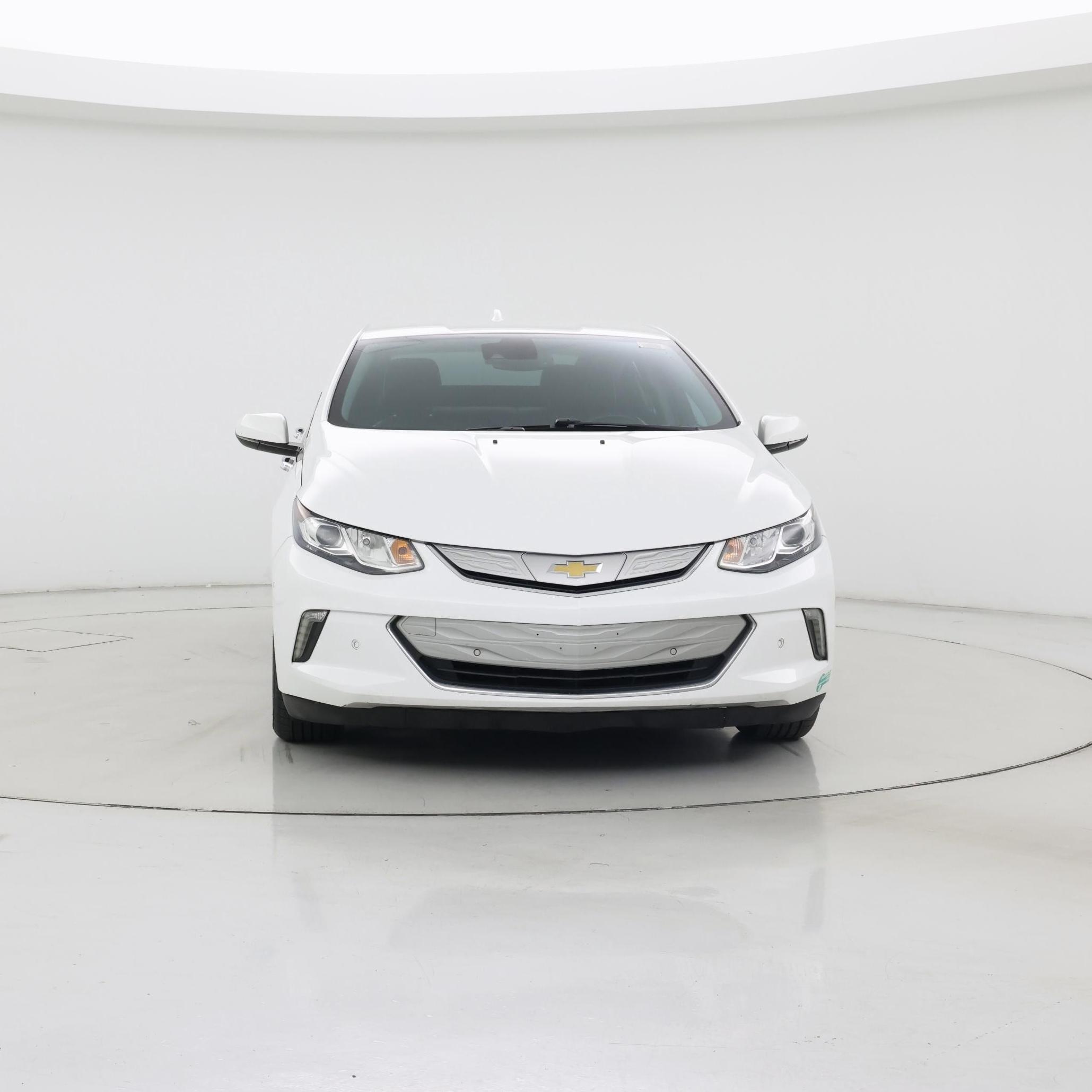Thumbnail: 2017 Chevrolet Volt - 5