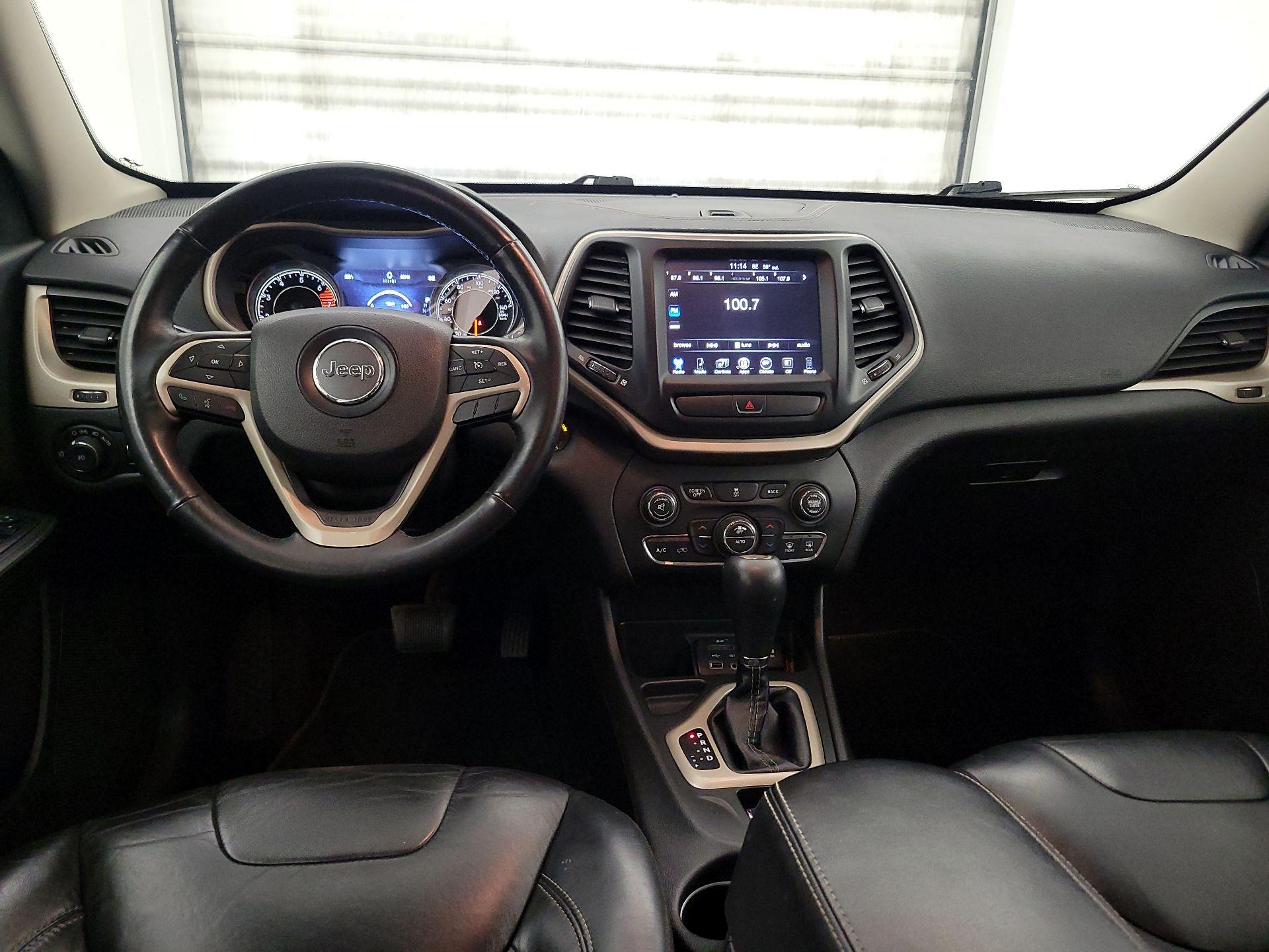 Thumbnail: 2017 Jeep Cherokee - 9