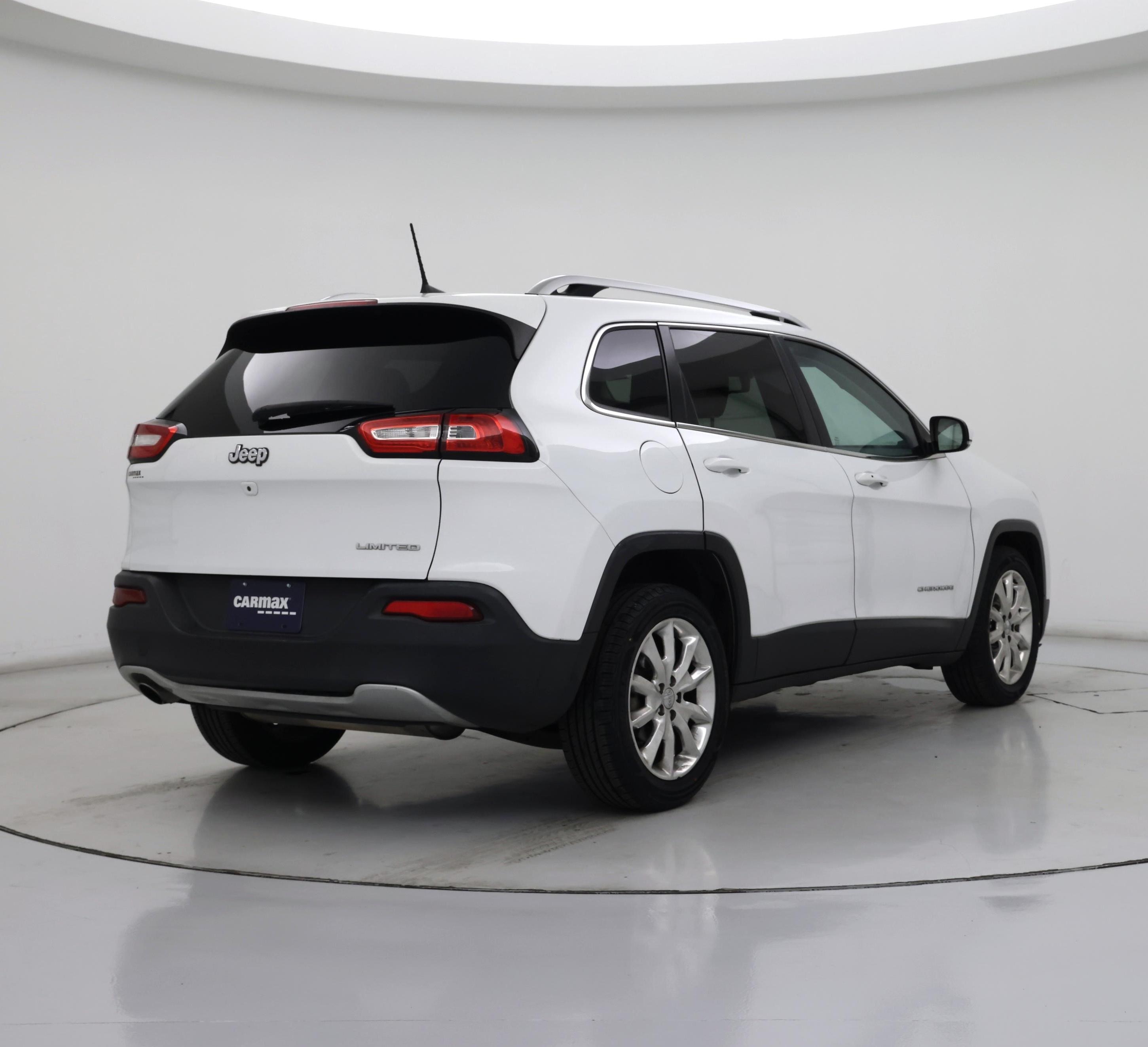 Thumbnail: 2017 Jeep Cherokee - 8