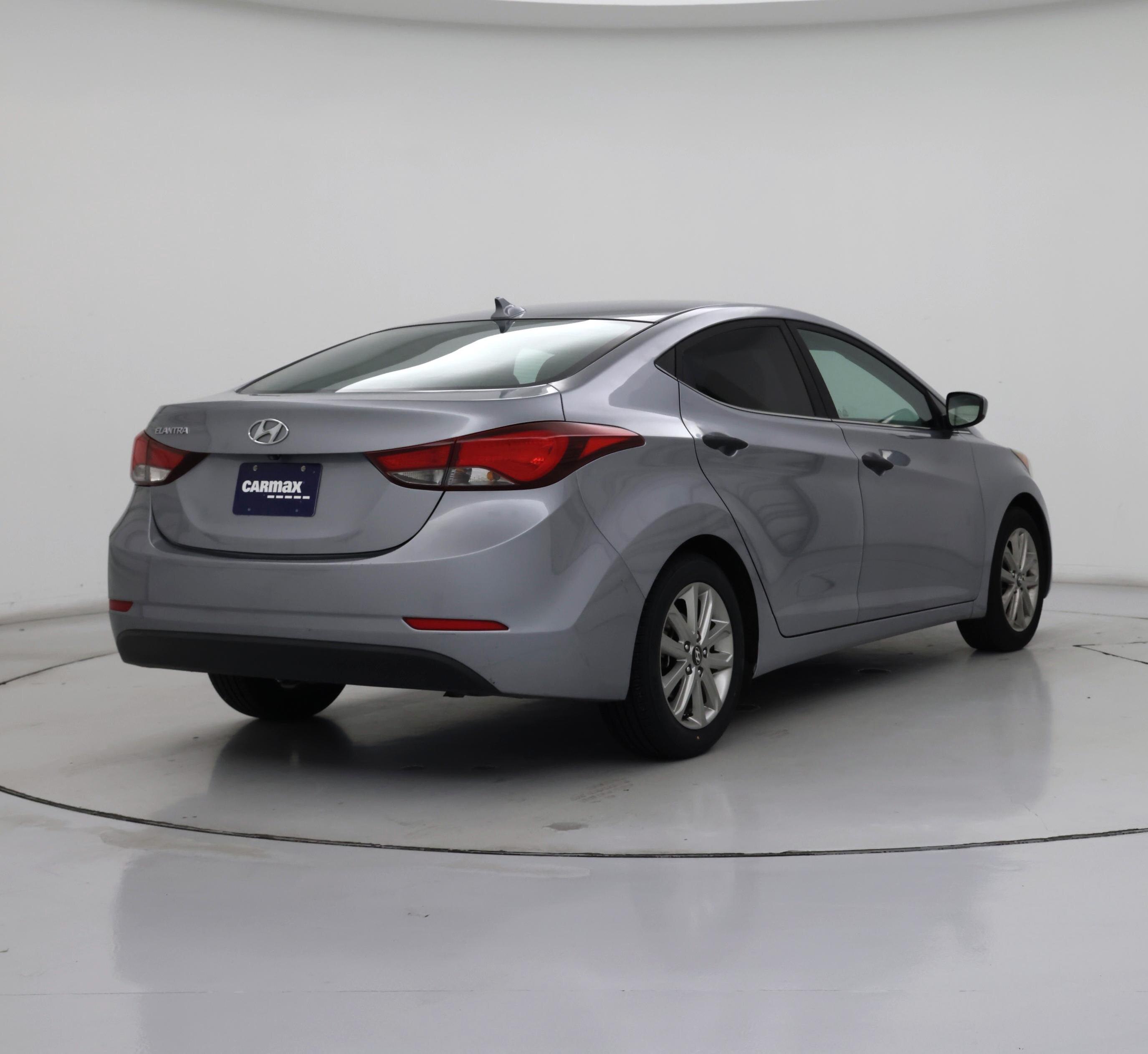 Thumbnail: 2015 Hyundai Elantra - 8